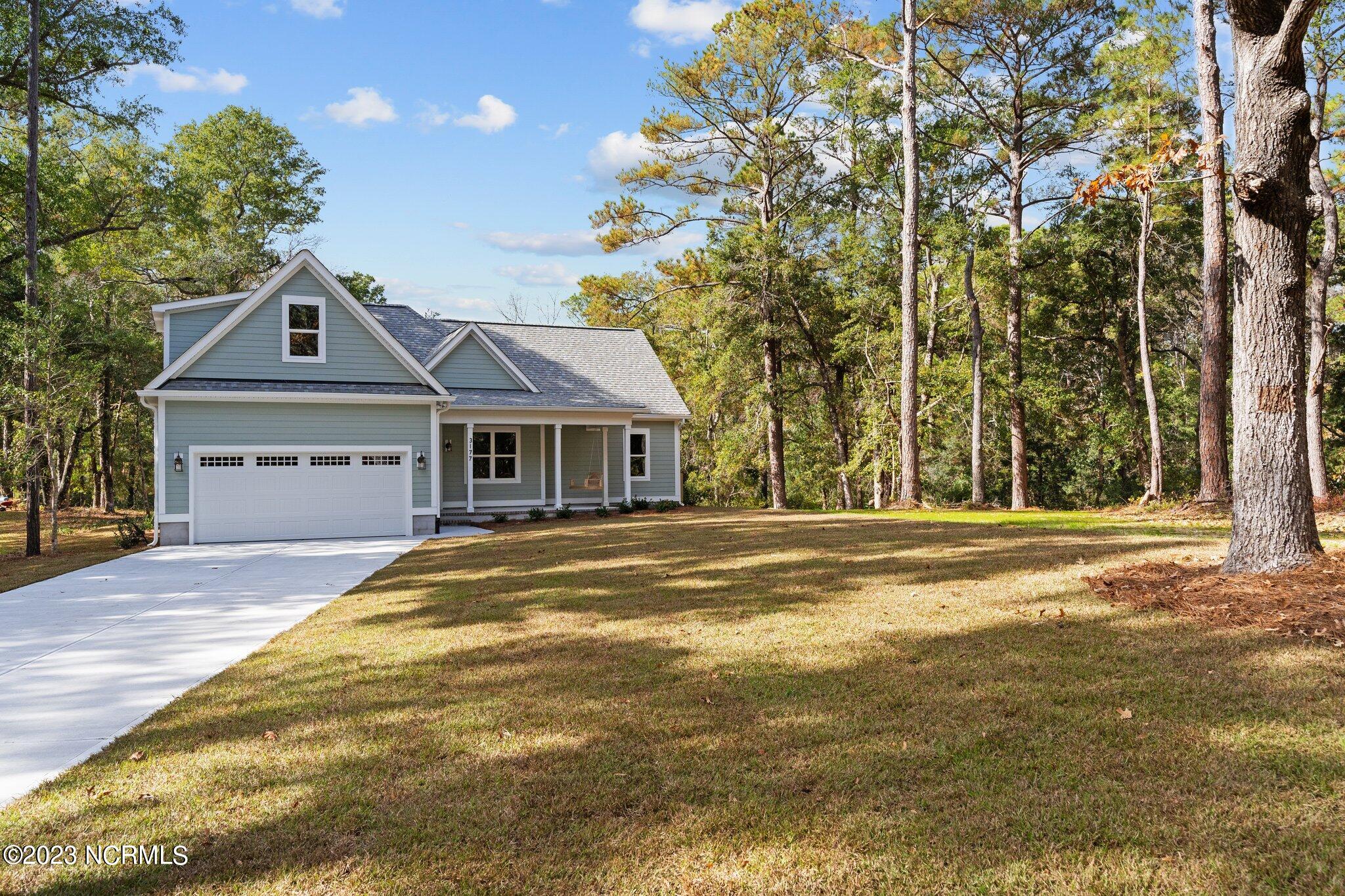 3177 Island Drive SE