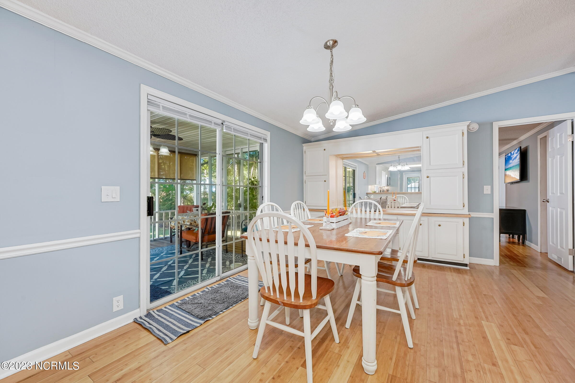 674 Beachwood Drive SE