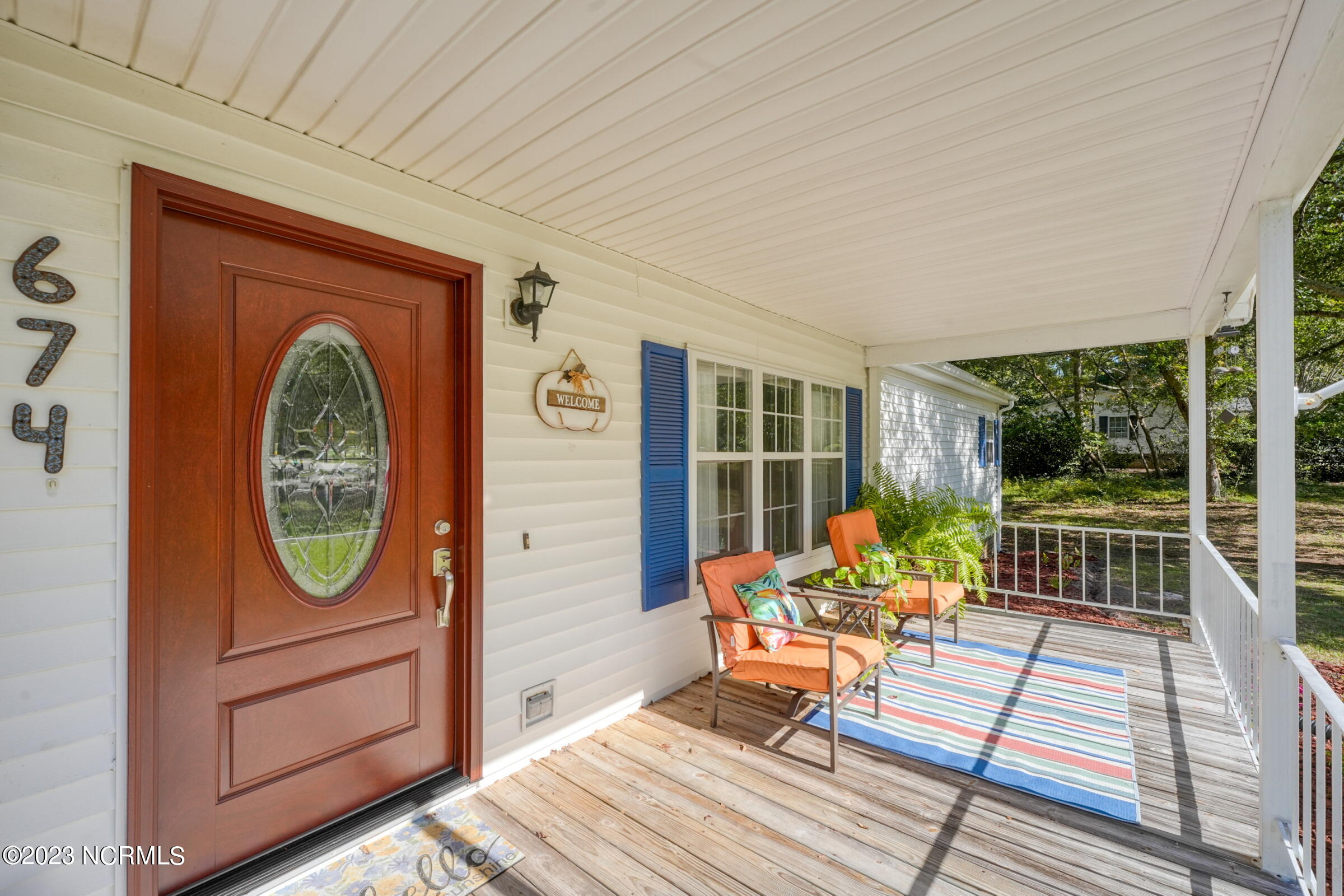 674 Beachwood Drive SE