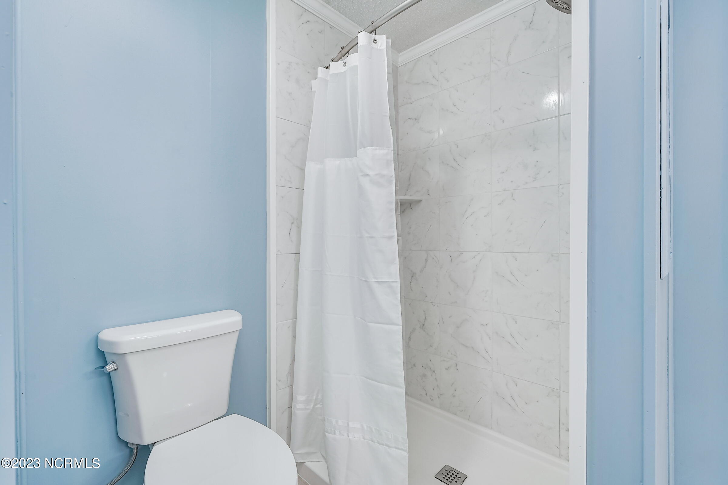 674 Beachwood Drive SE