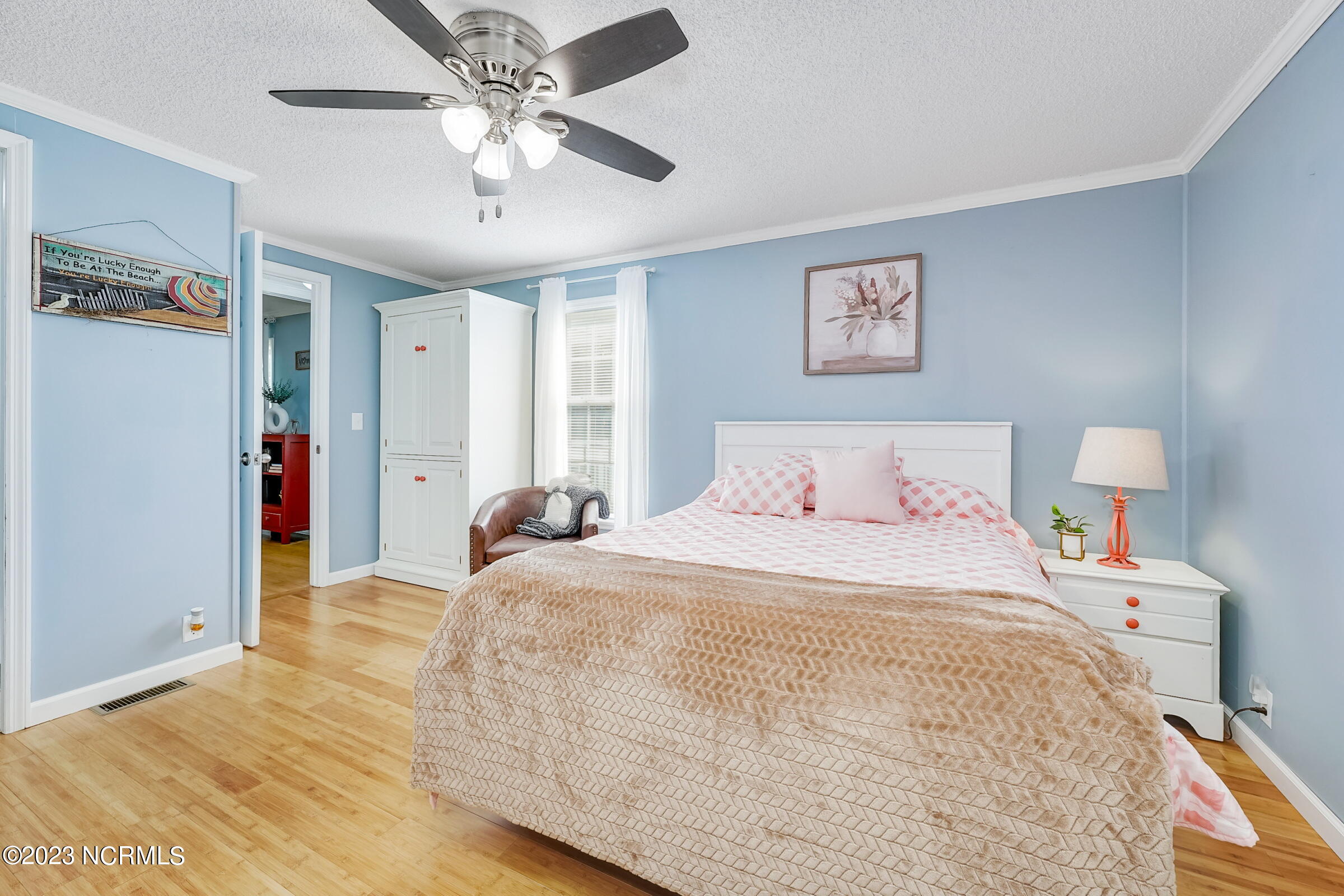 674 Beachwood Drive SE