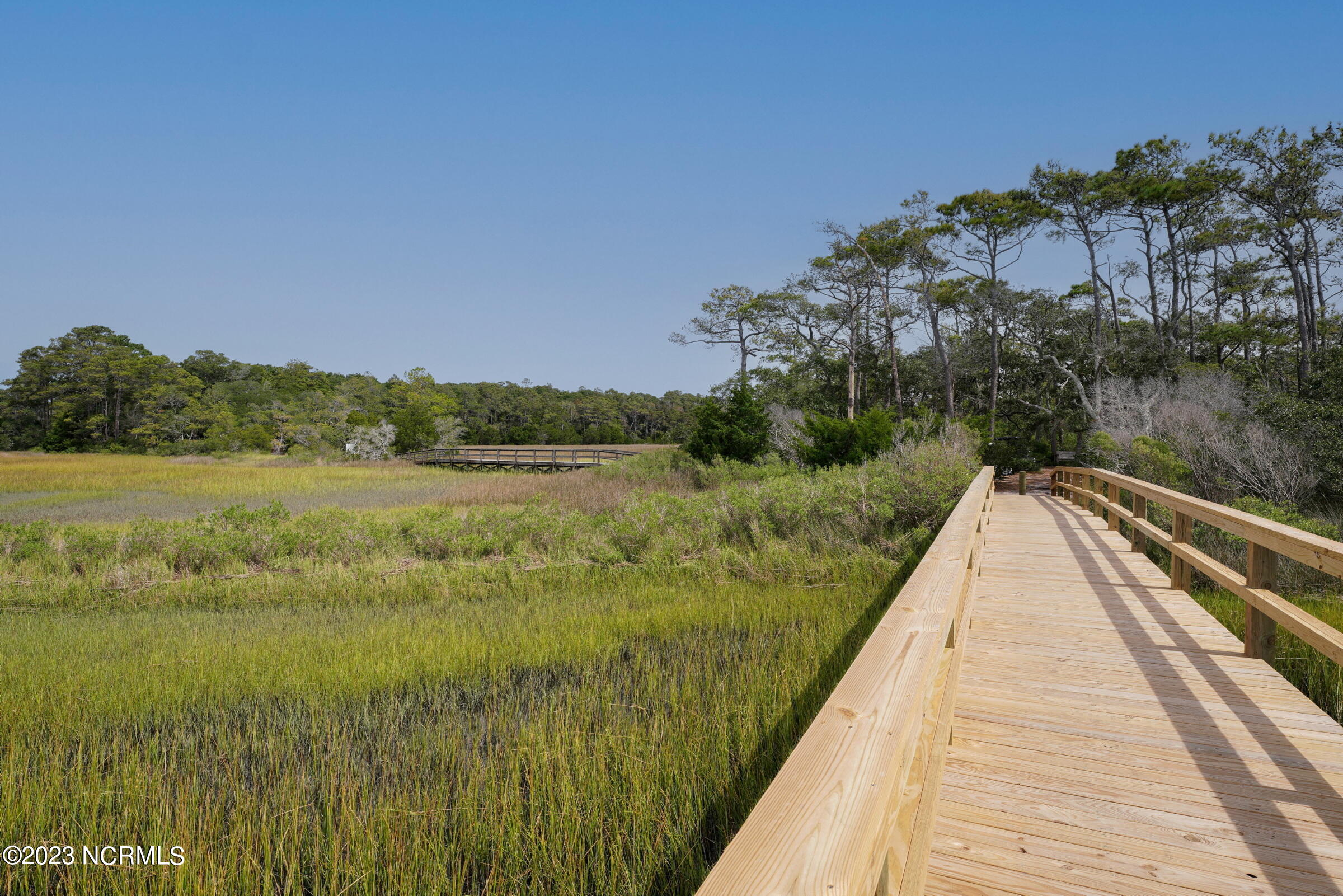 674 Beachwood Drive SE