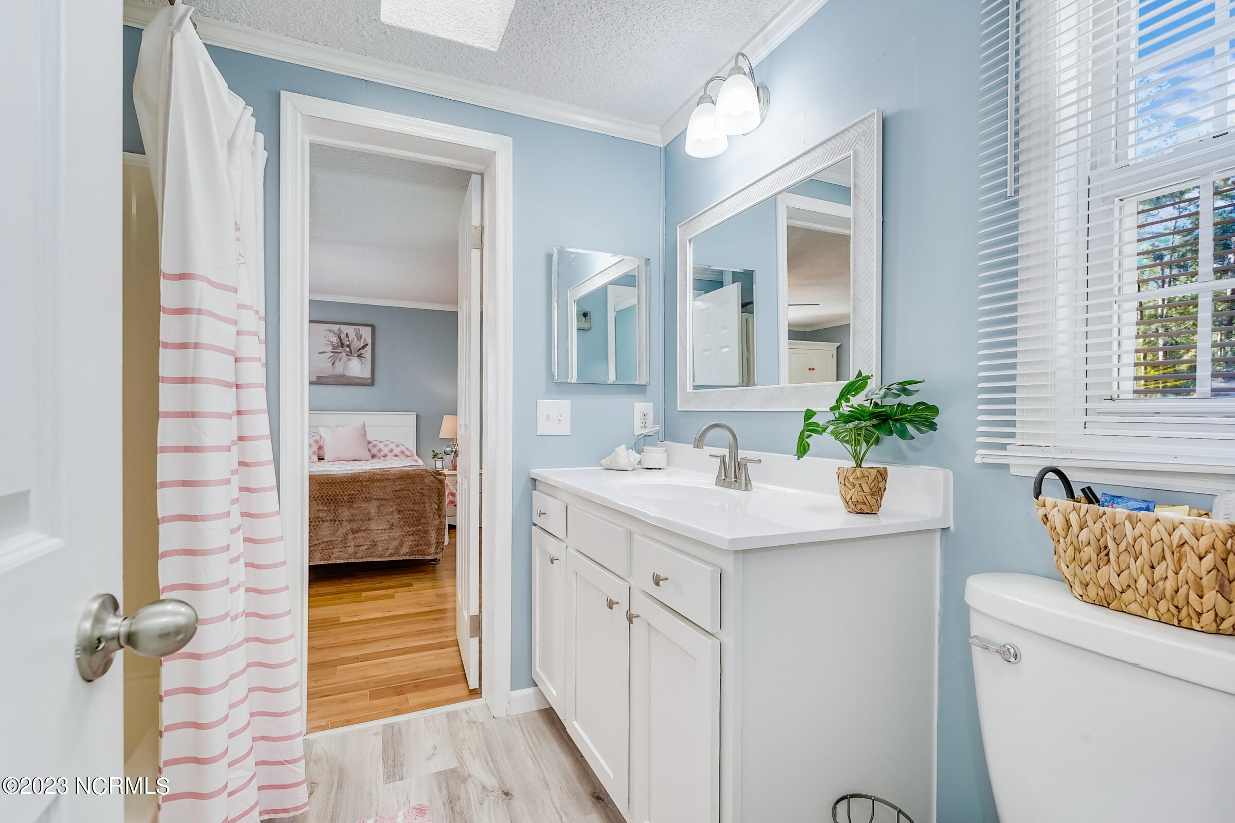 674 Beachwood Drive SE