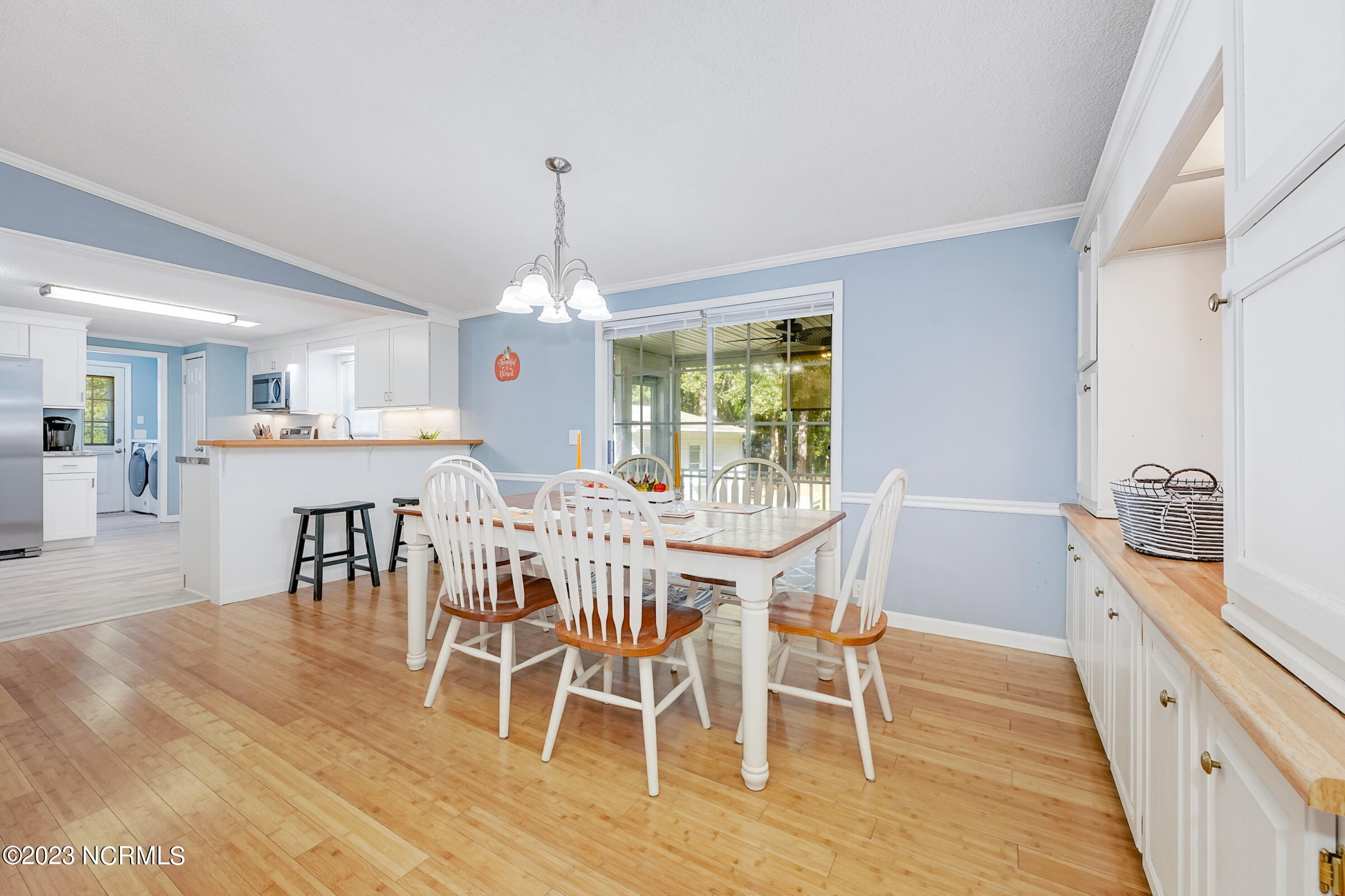 674 Beachwood Drive SE