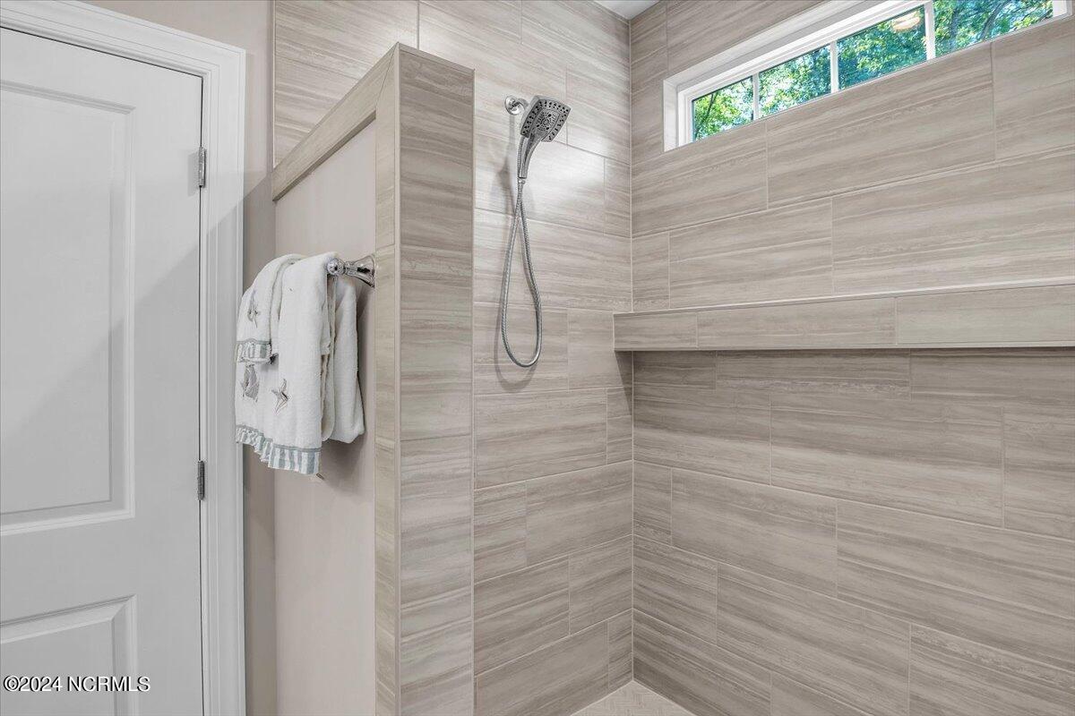 994 Ashburton Road SE