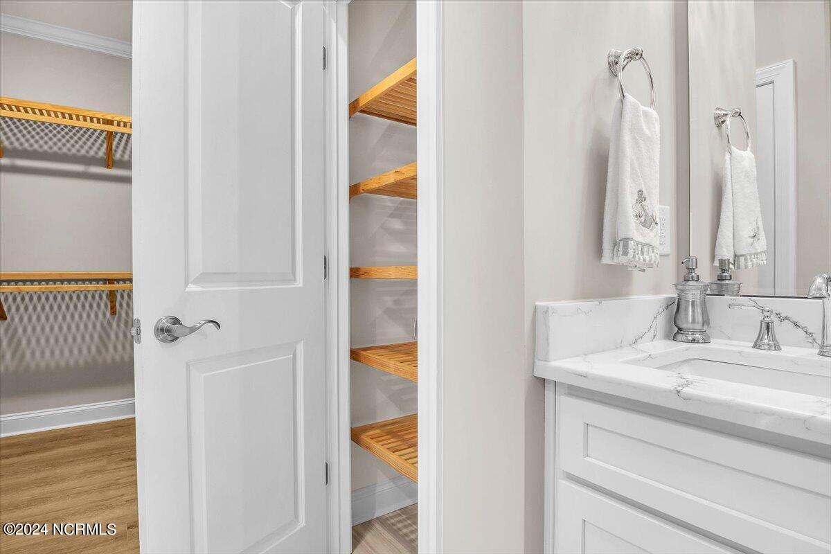 994 Ashburton Road SE