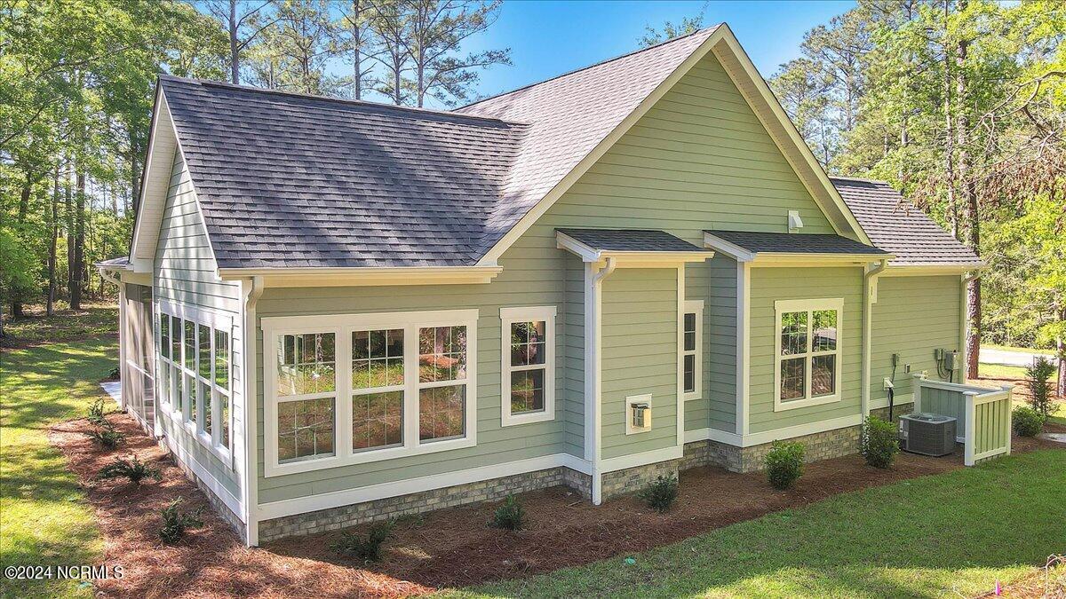 994 Ashburton Road SE