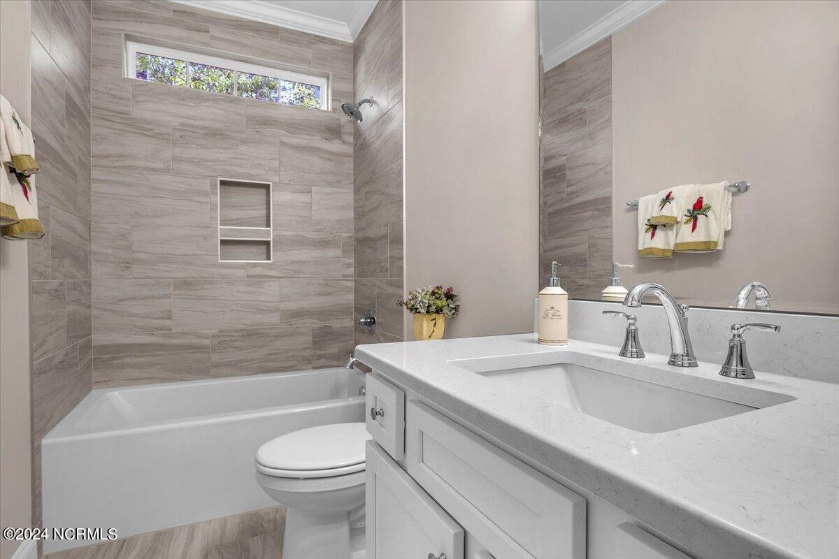 994 Ashburton Road SE