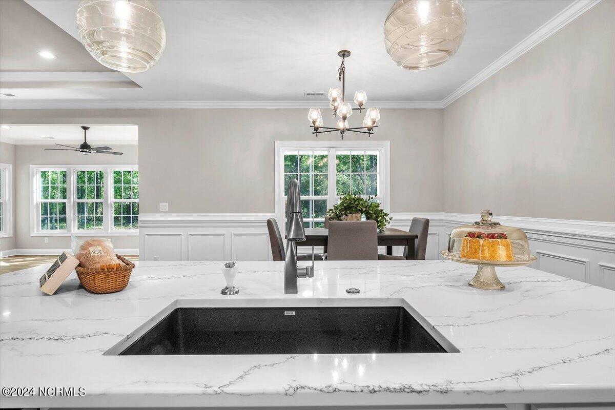 994 Ashburton Road SE