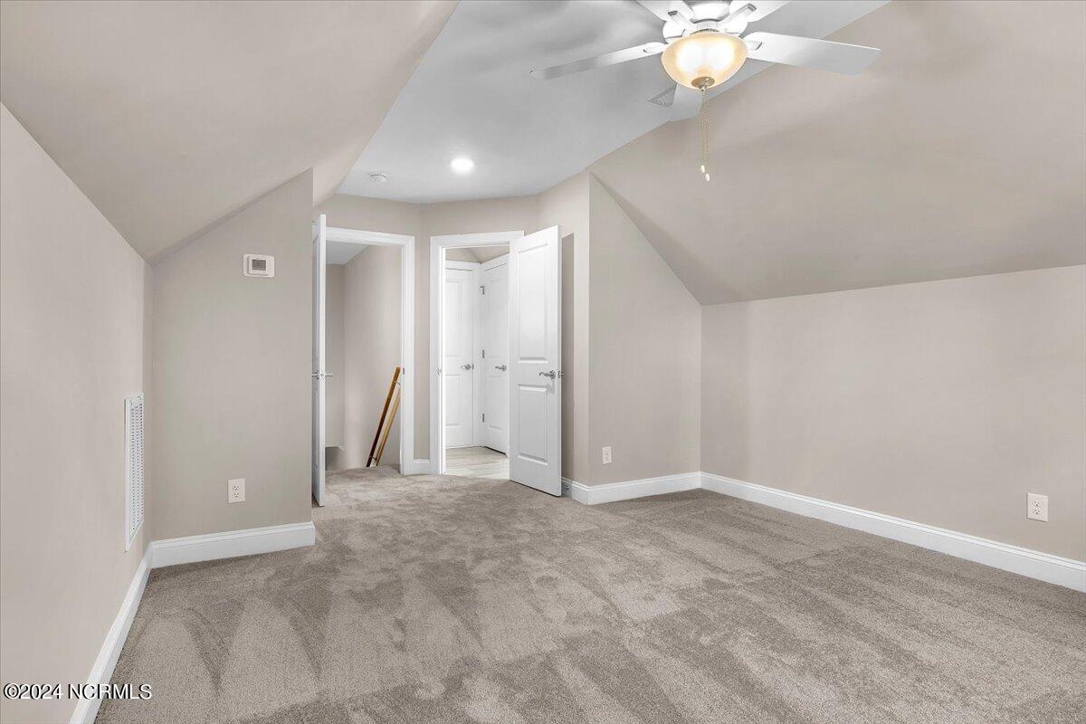 994 Ashburton Road SE