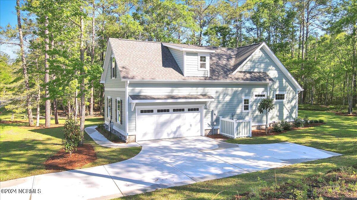 994 Ashburton Road SE