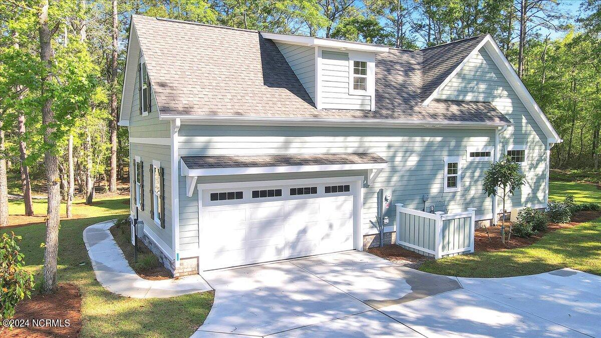 994 Ashburton Road SE