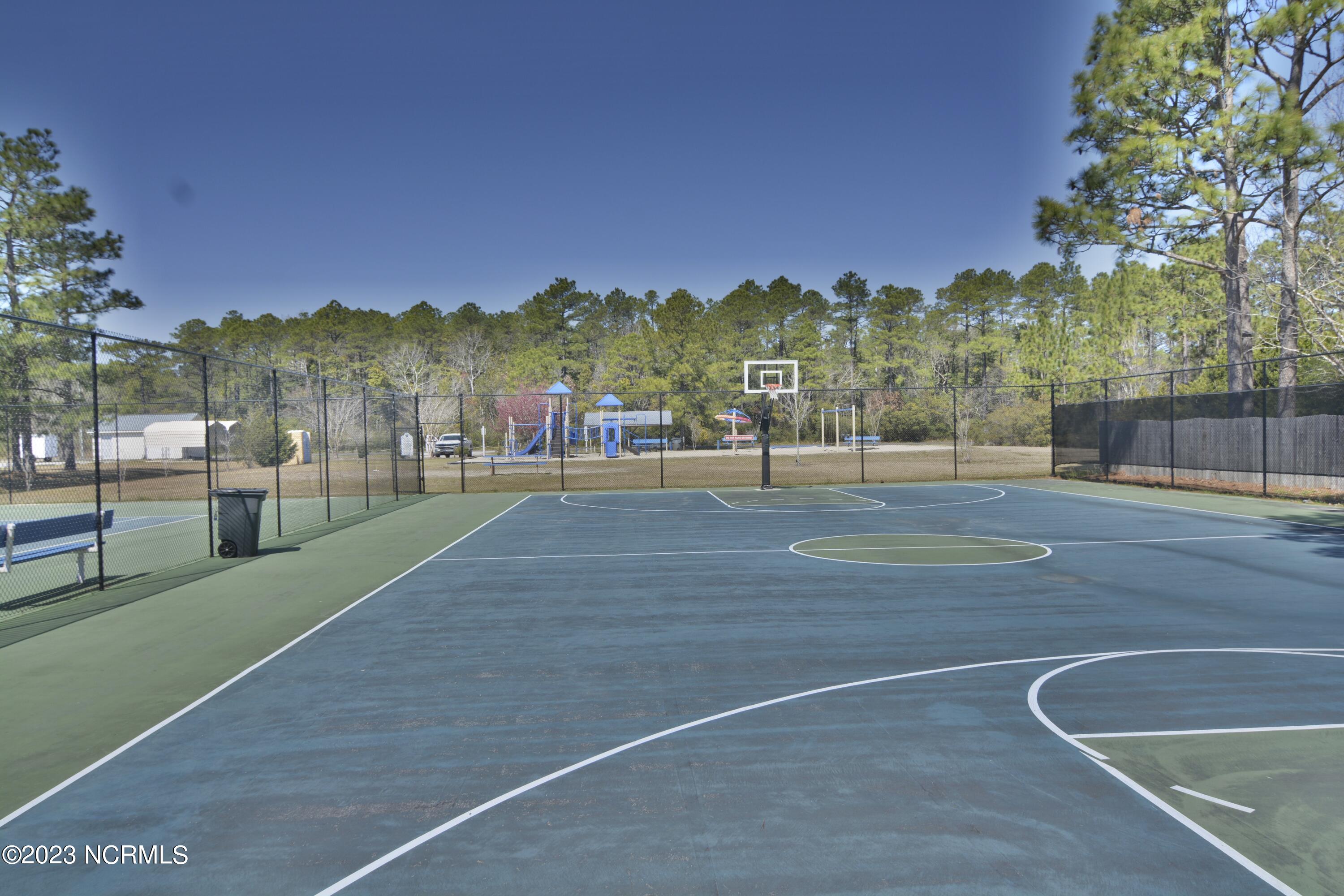 90 S Fayetteville Road