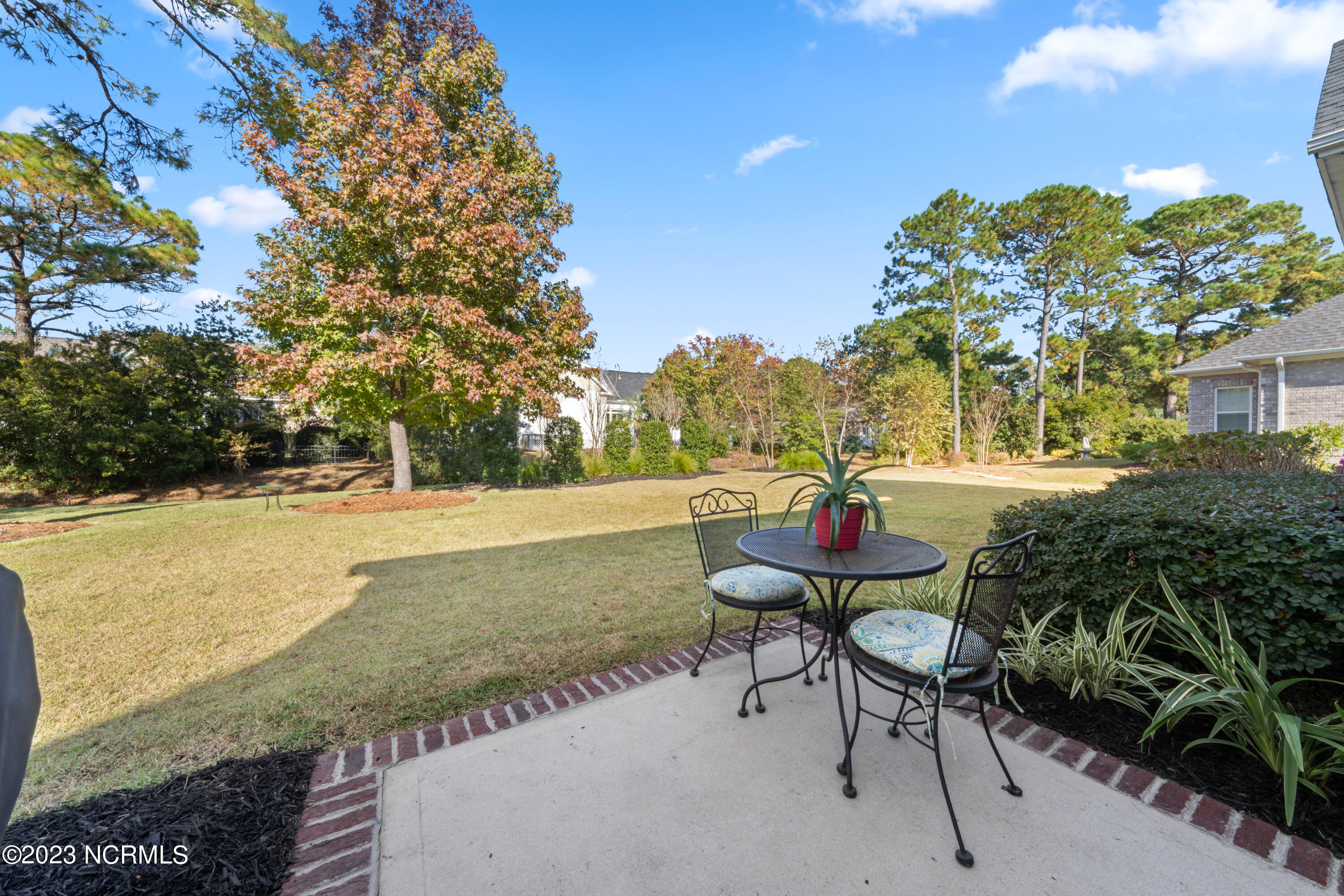 2926 Moorings Way SE