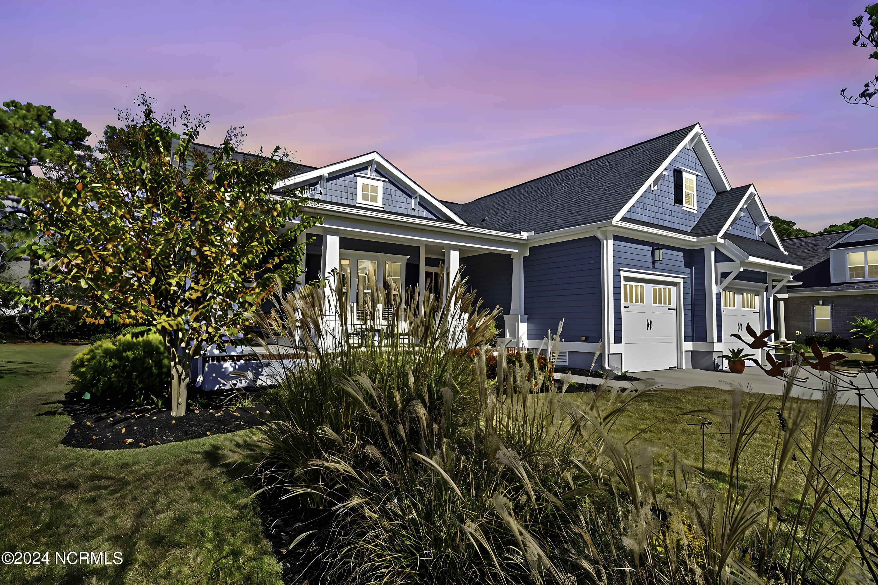 2926 Moorings Way SE