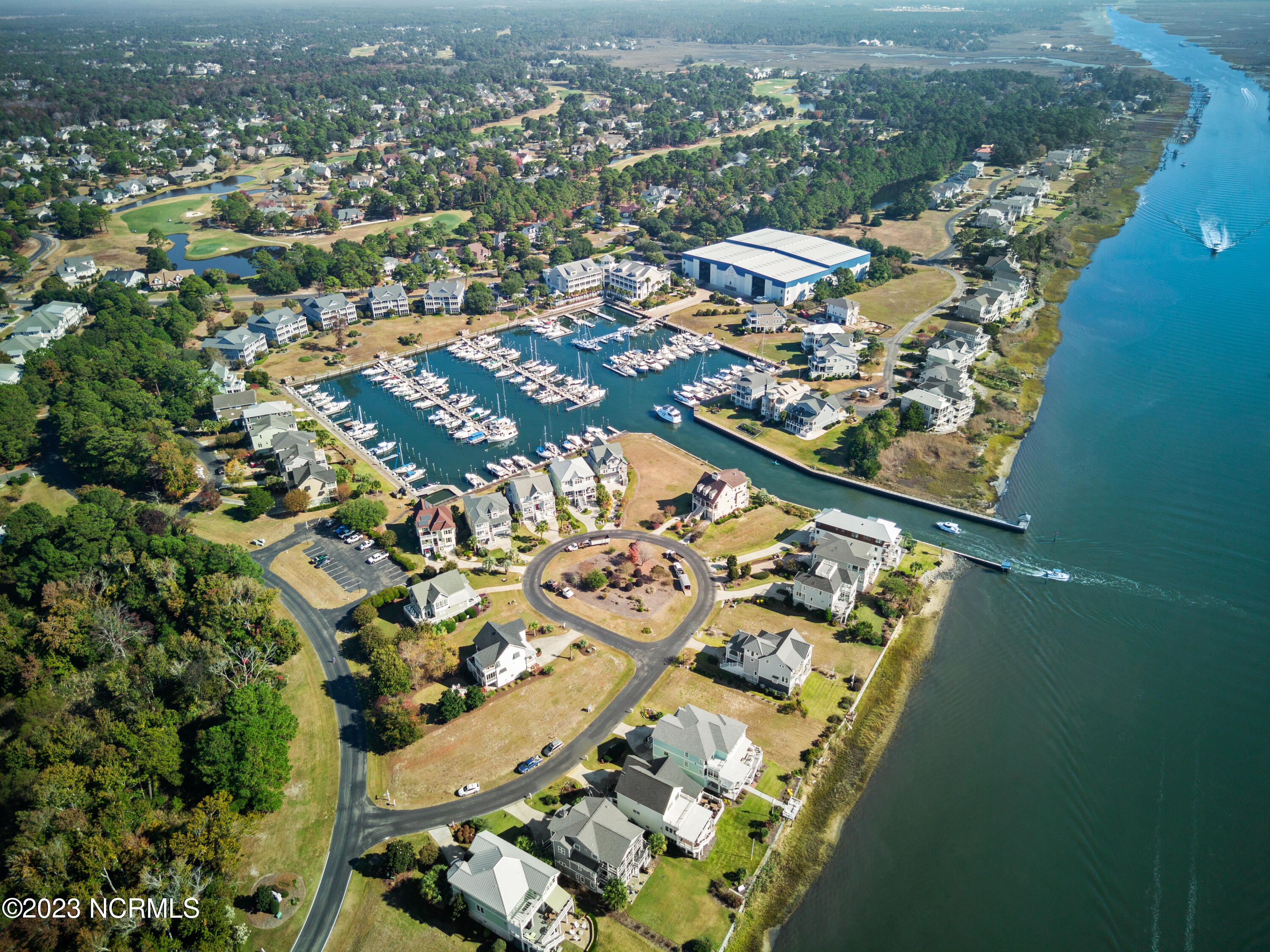 2926 Moorings Way SE