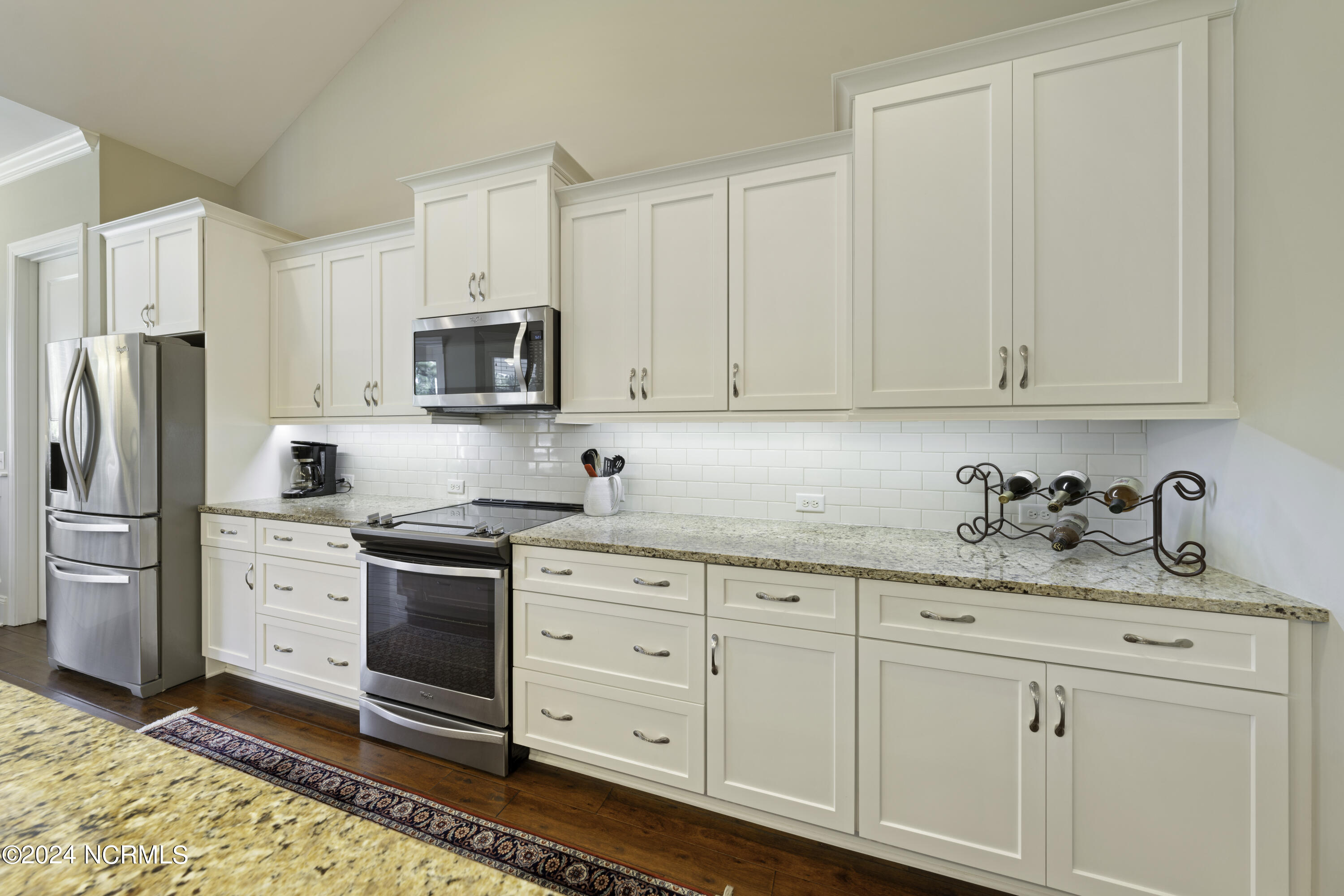 2926 Moorings Way SE