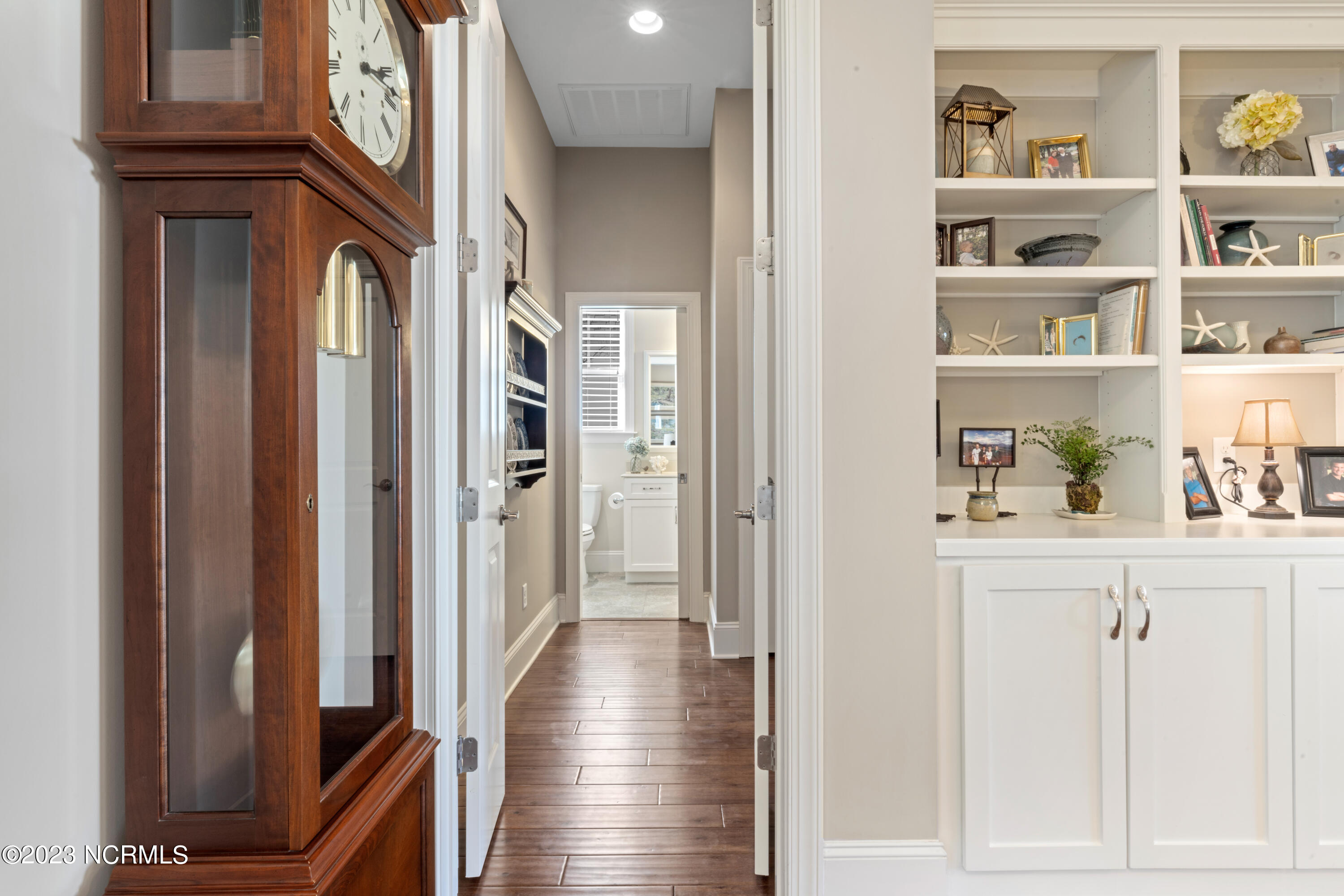 2926 Moorings Way SE