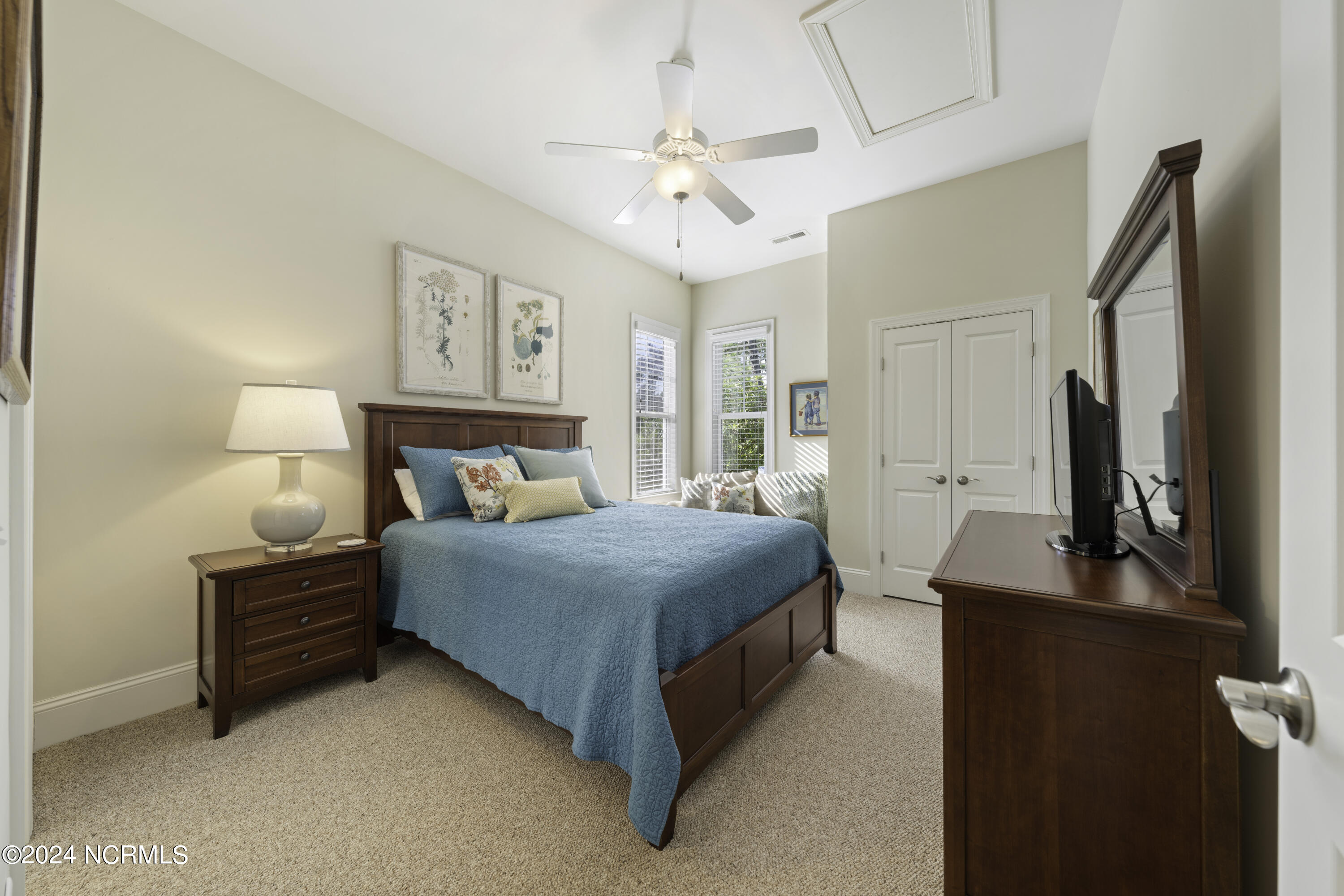 2926 Moorings Way SE