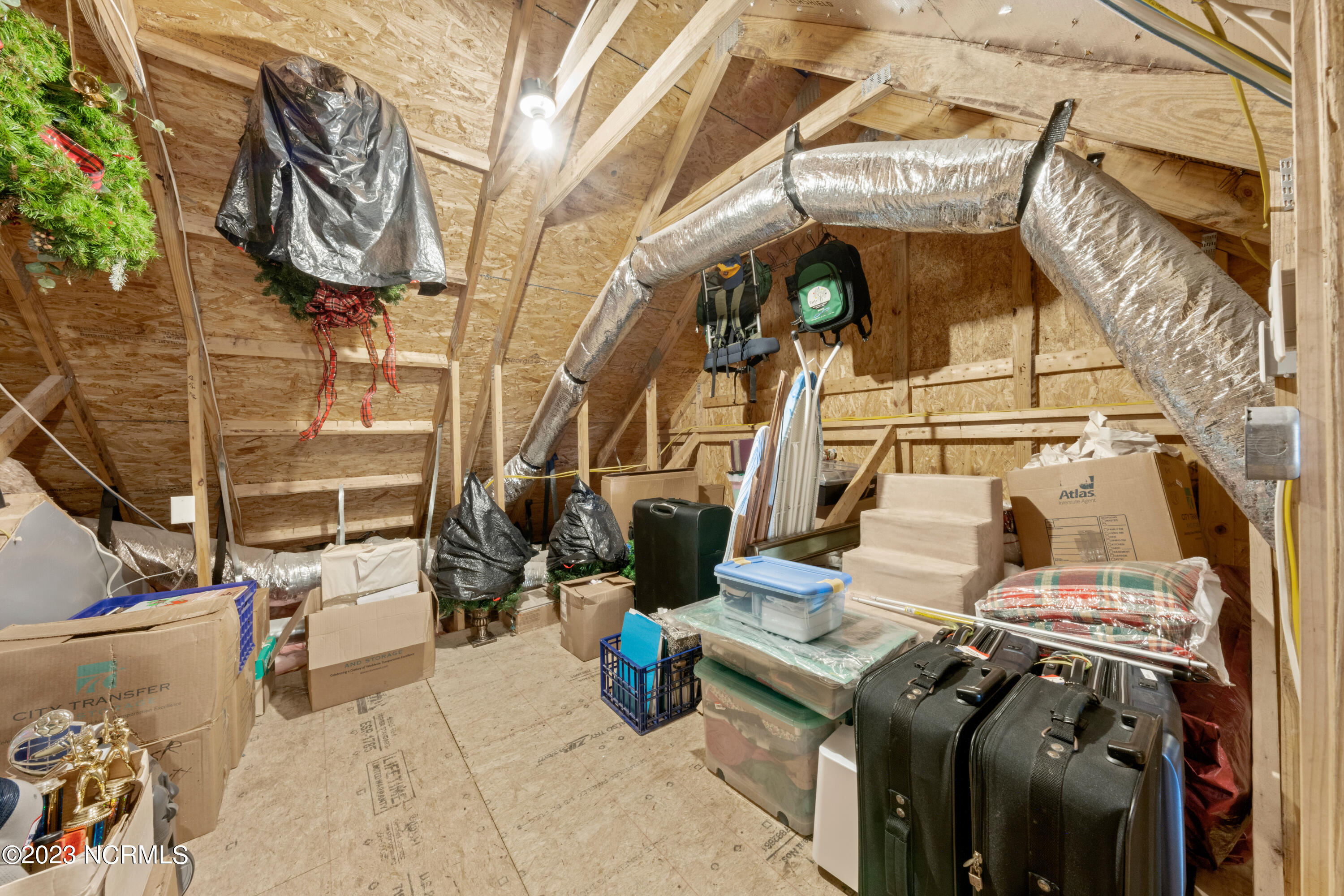 2926 Moorings Way SE