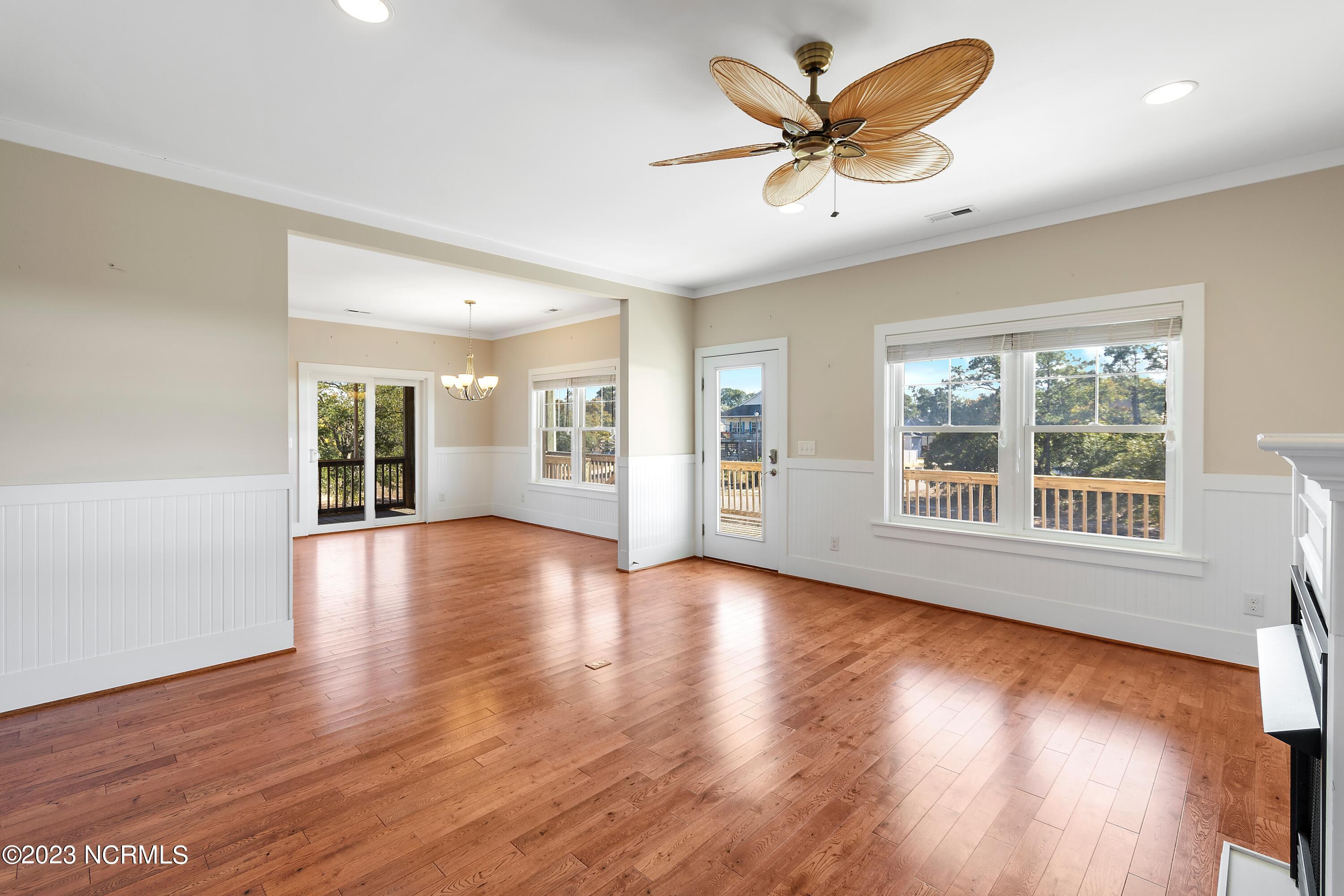 1202 W Oak Island Drive