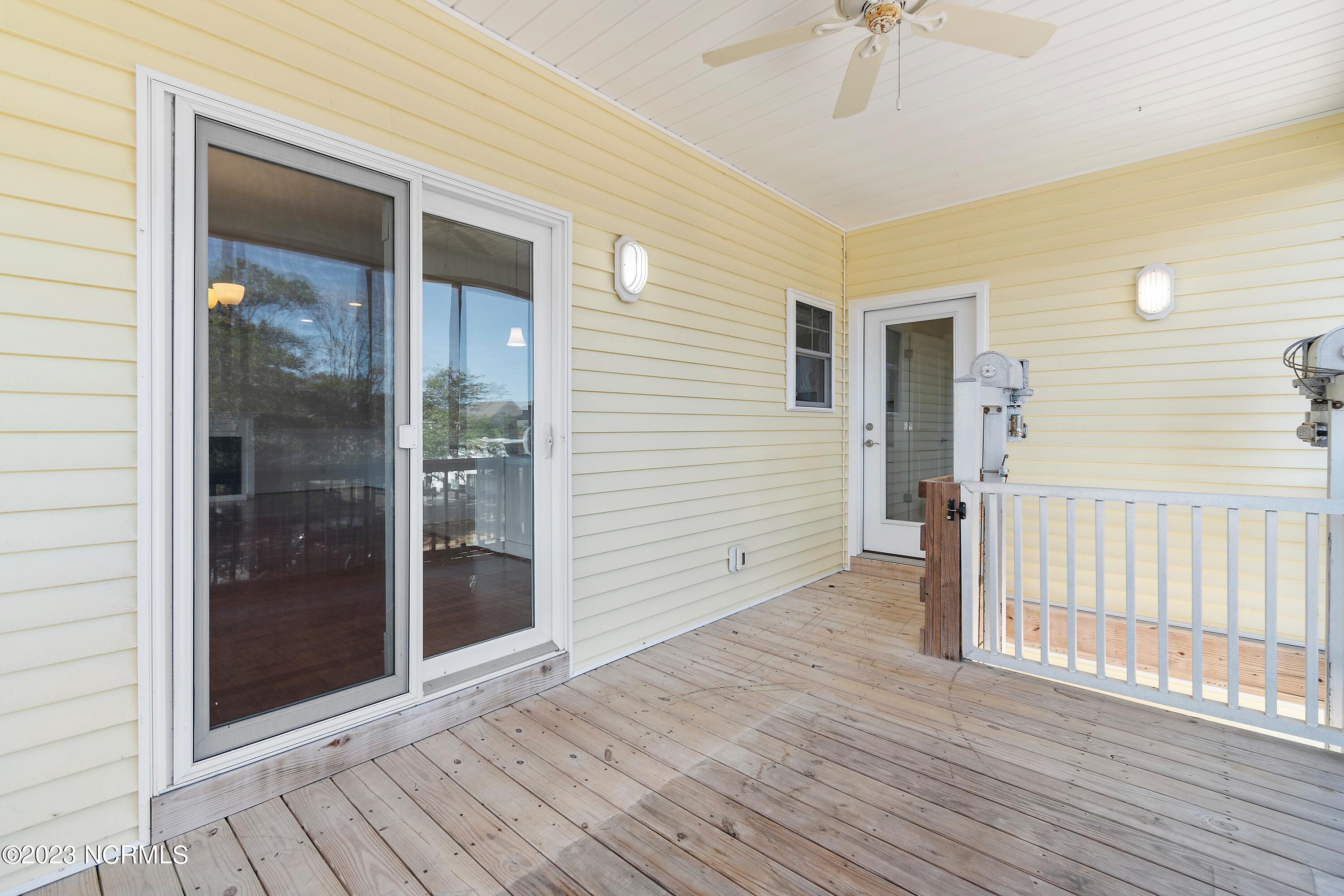 1202 W Oak Island Drive