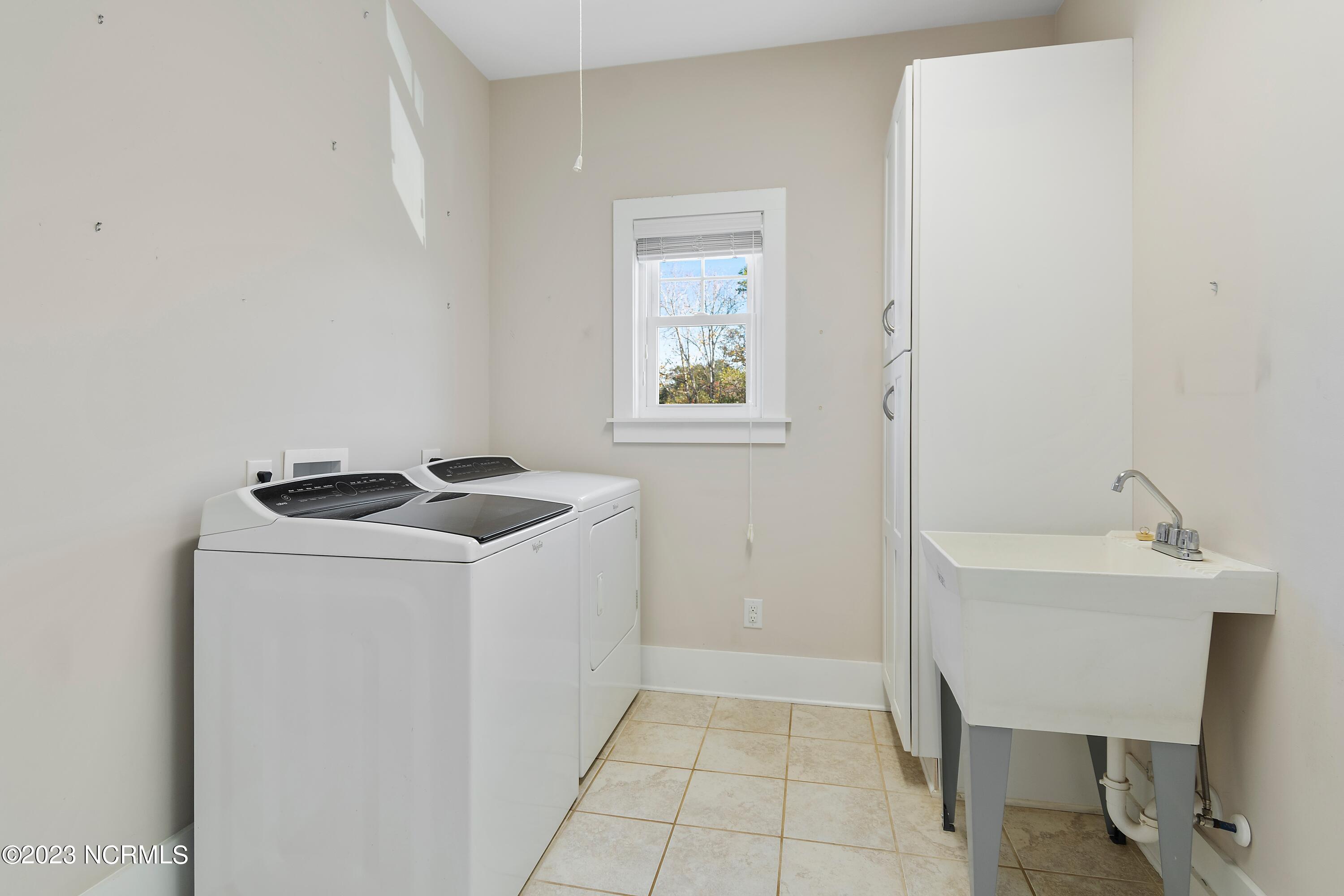 1202 W Oak Island Drive