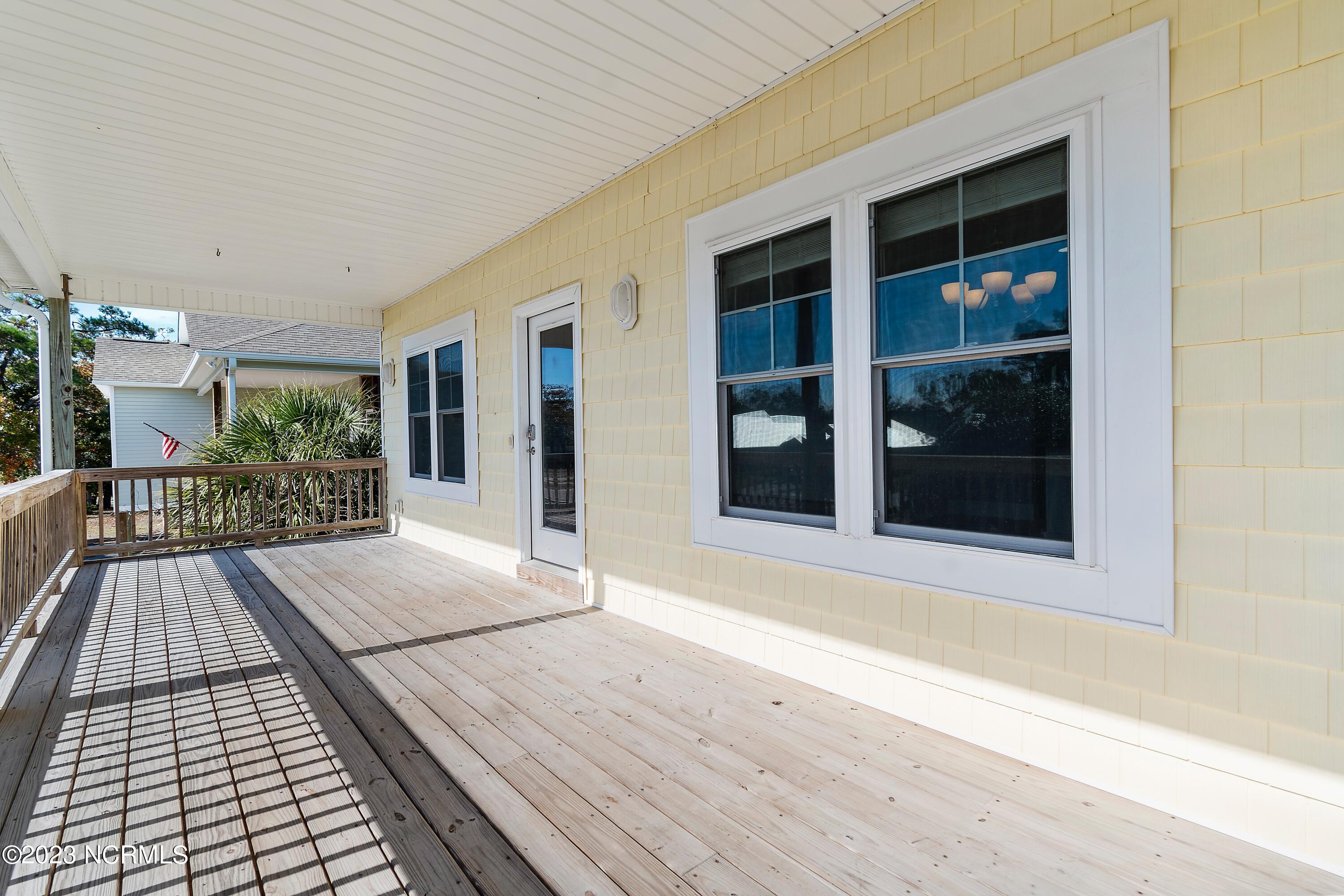 1202 W Oak Island Drive