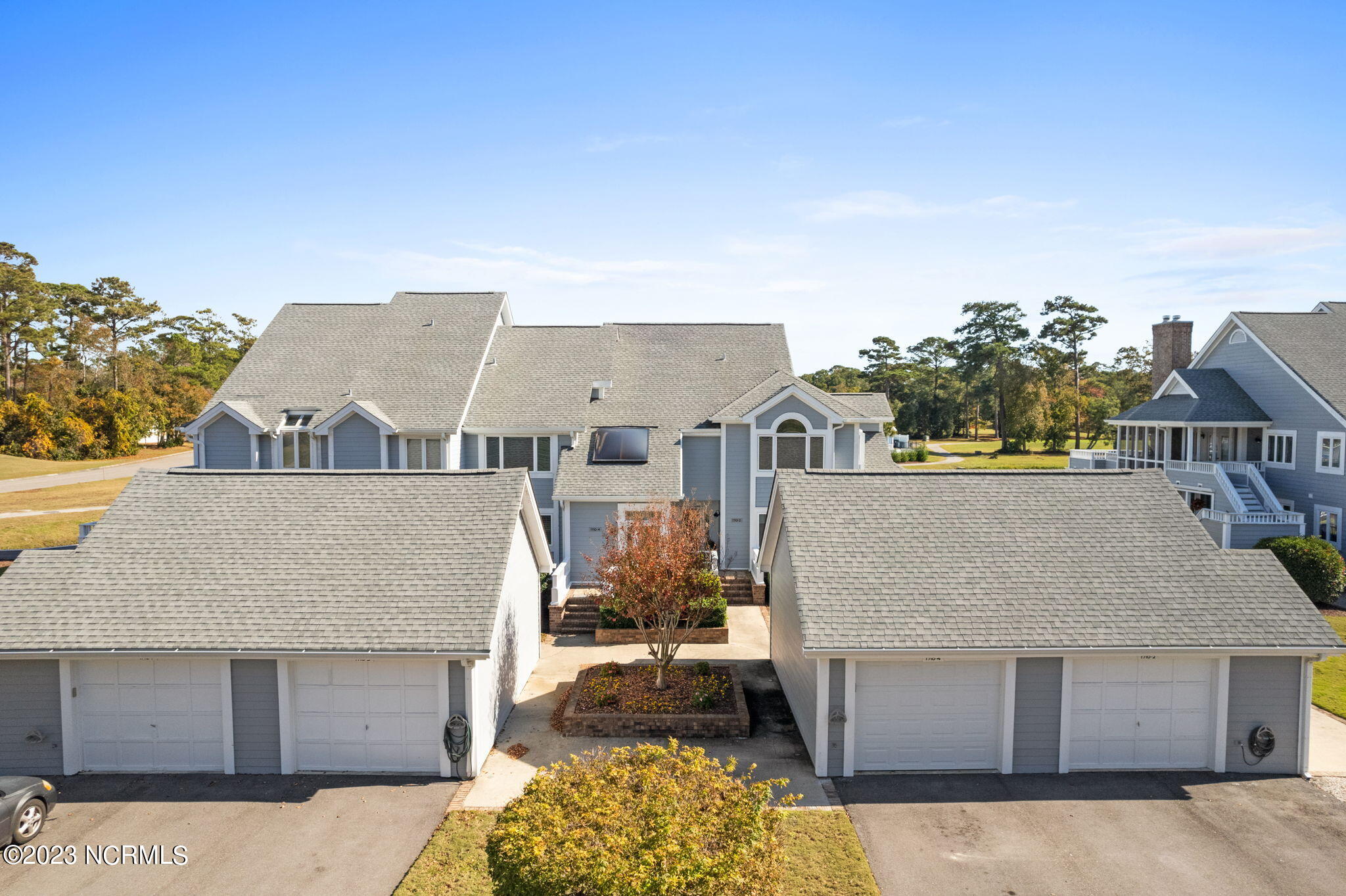 1710 Deerfield Drive SW, 4