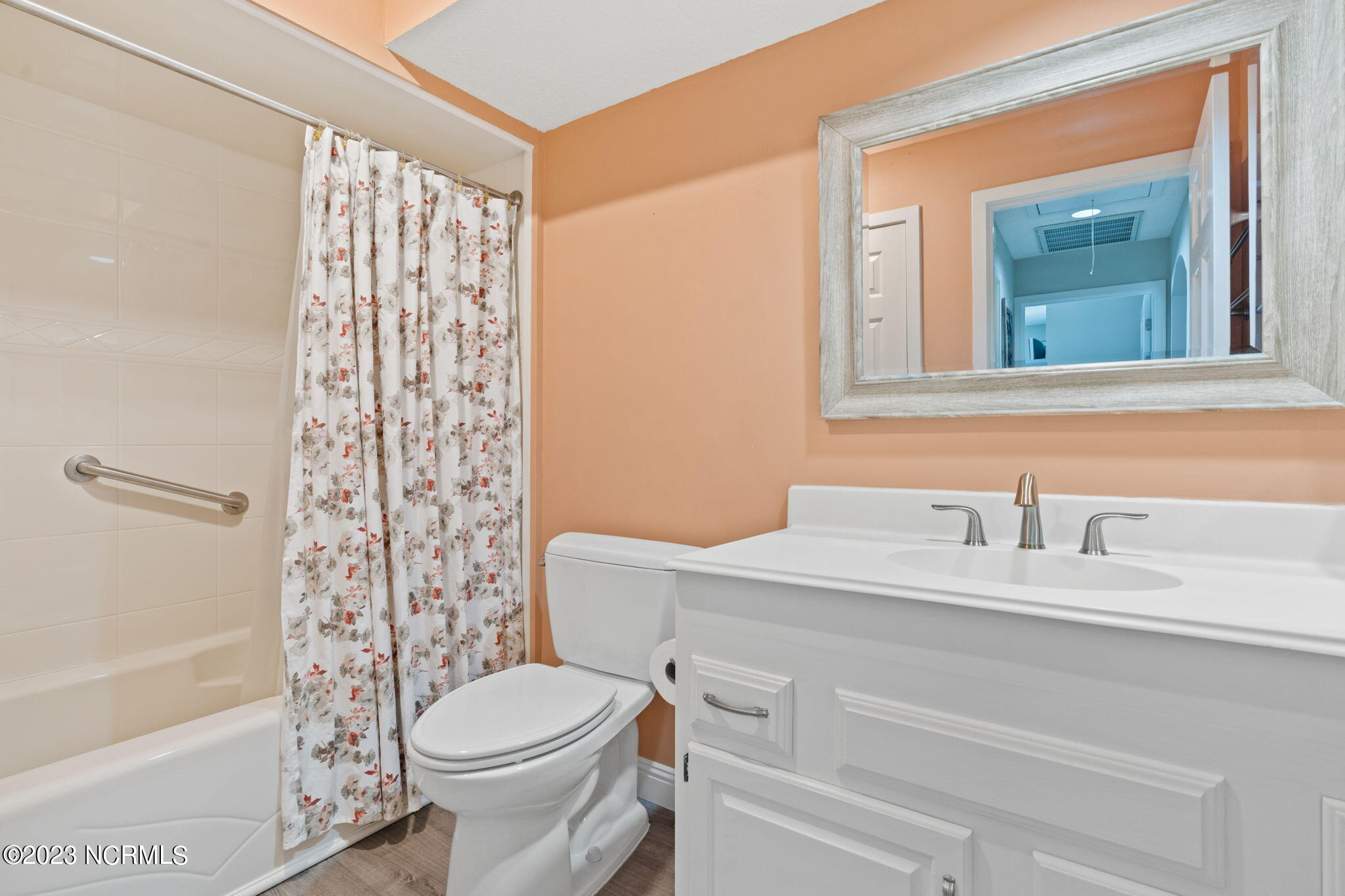 1710 Deerfield Drive SW, 4