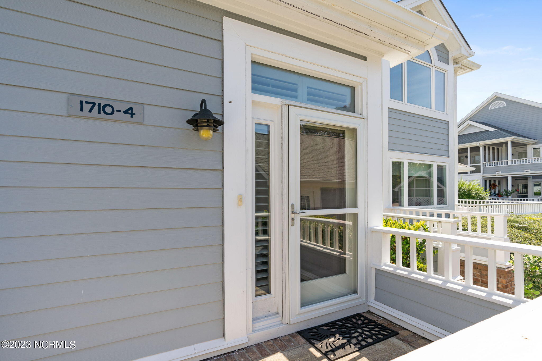 1710 Deerfield Drive SW, 4