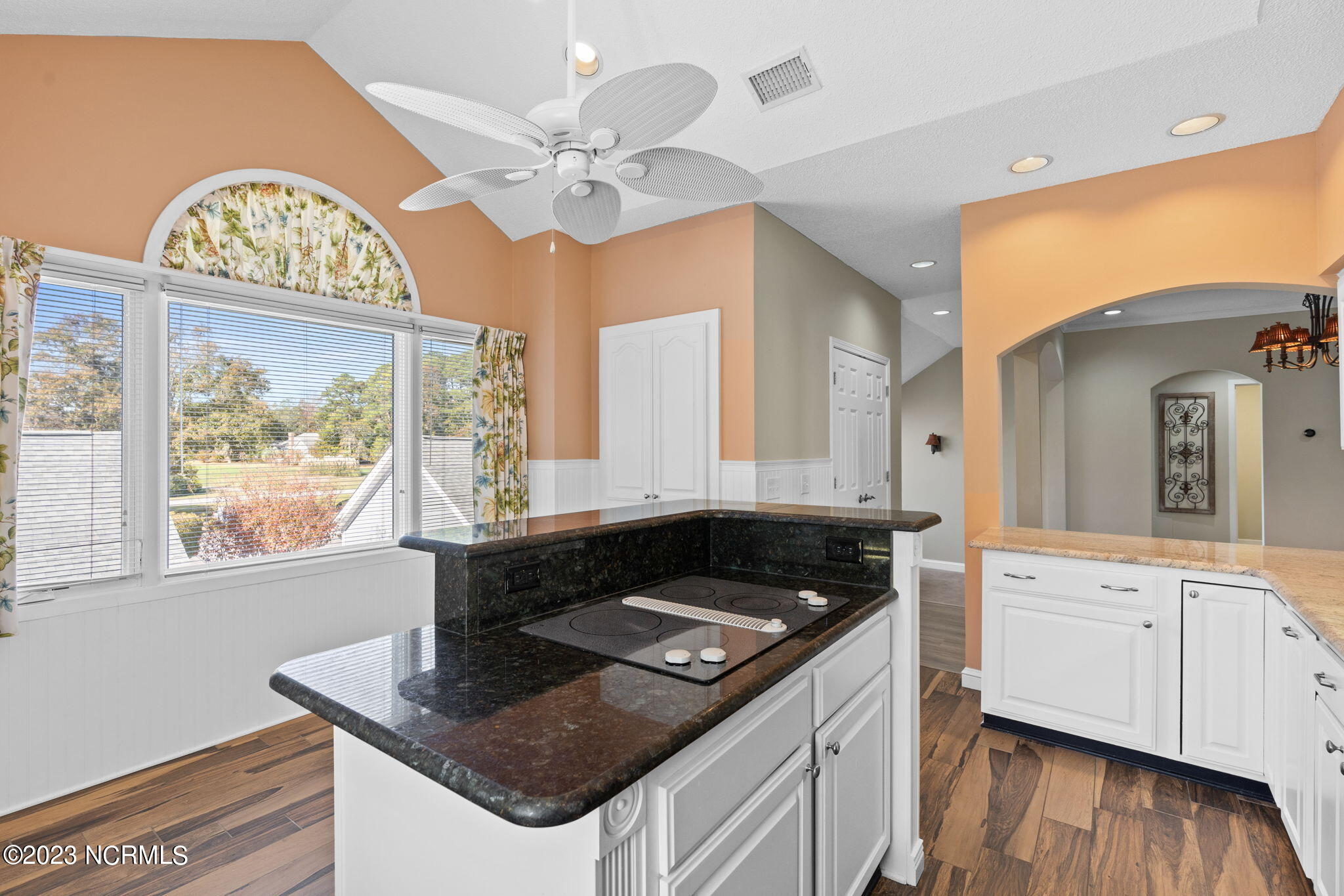 1710 Deerfield Drive SW, 4