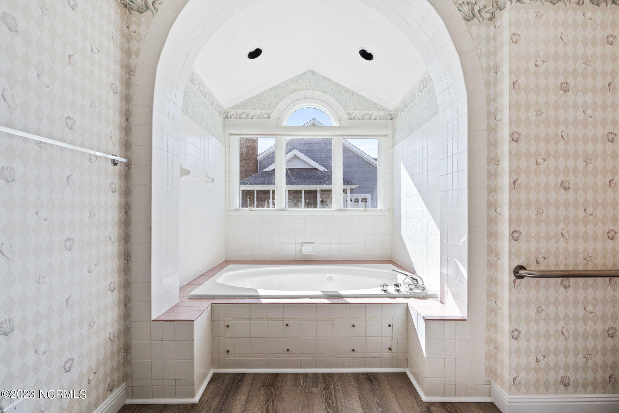 1710 Deerfield Drive SW, 4