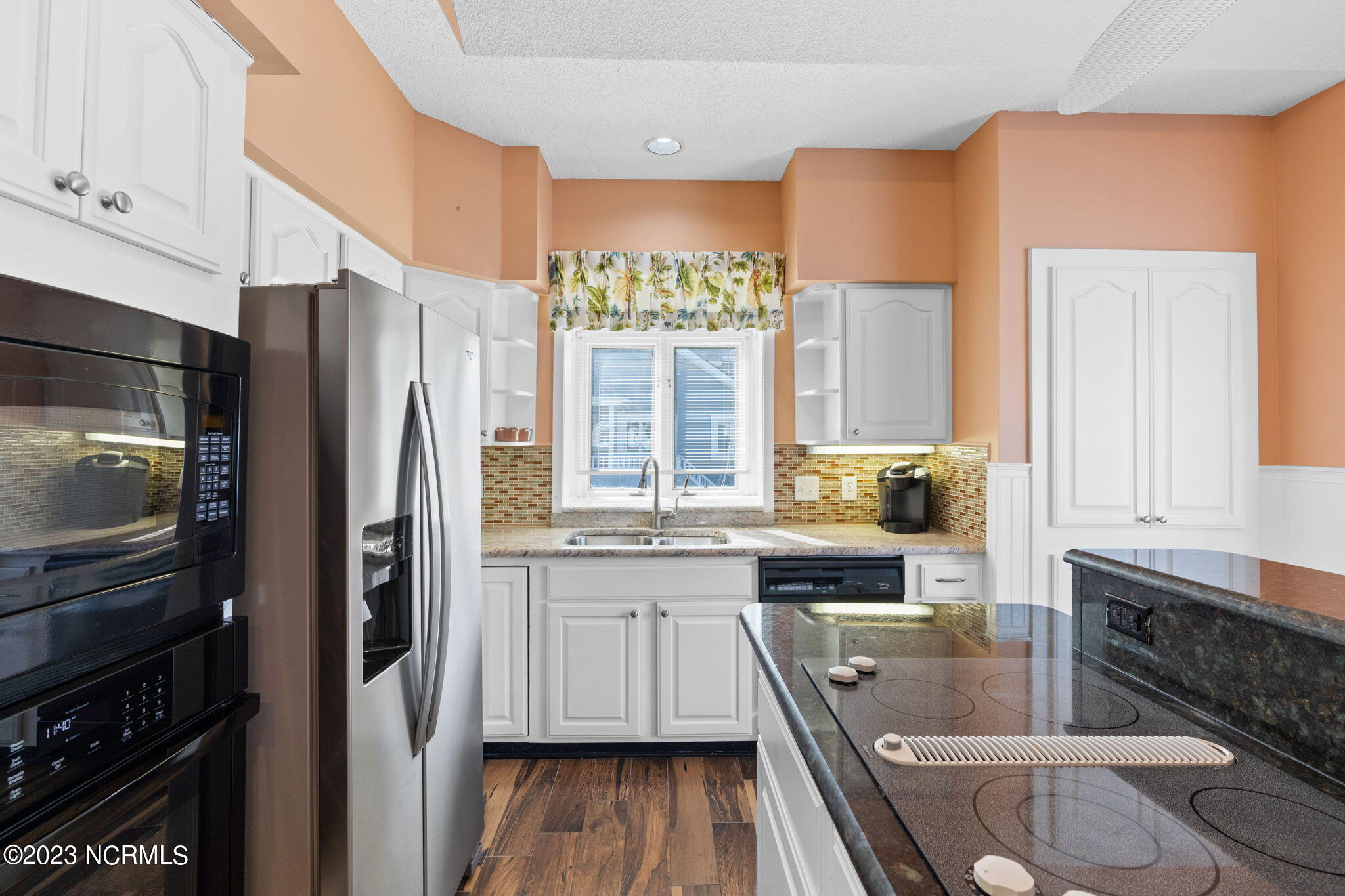 1710 Deerfield Drive SW, 4