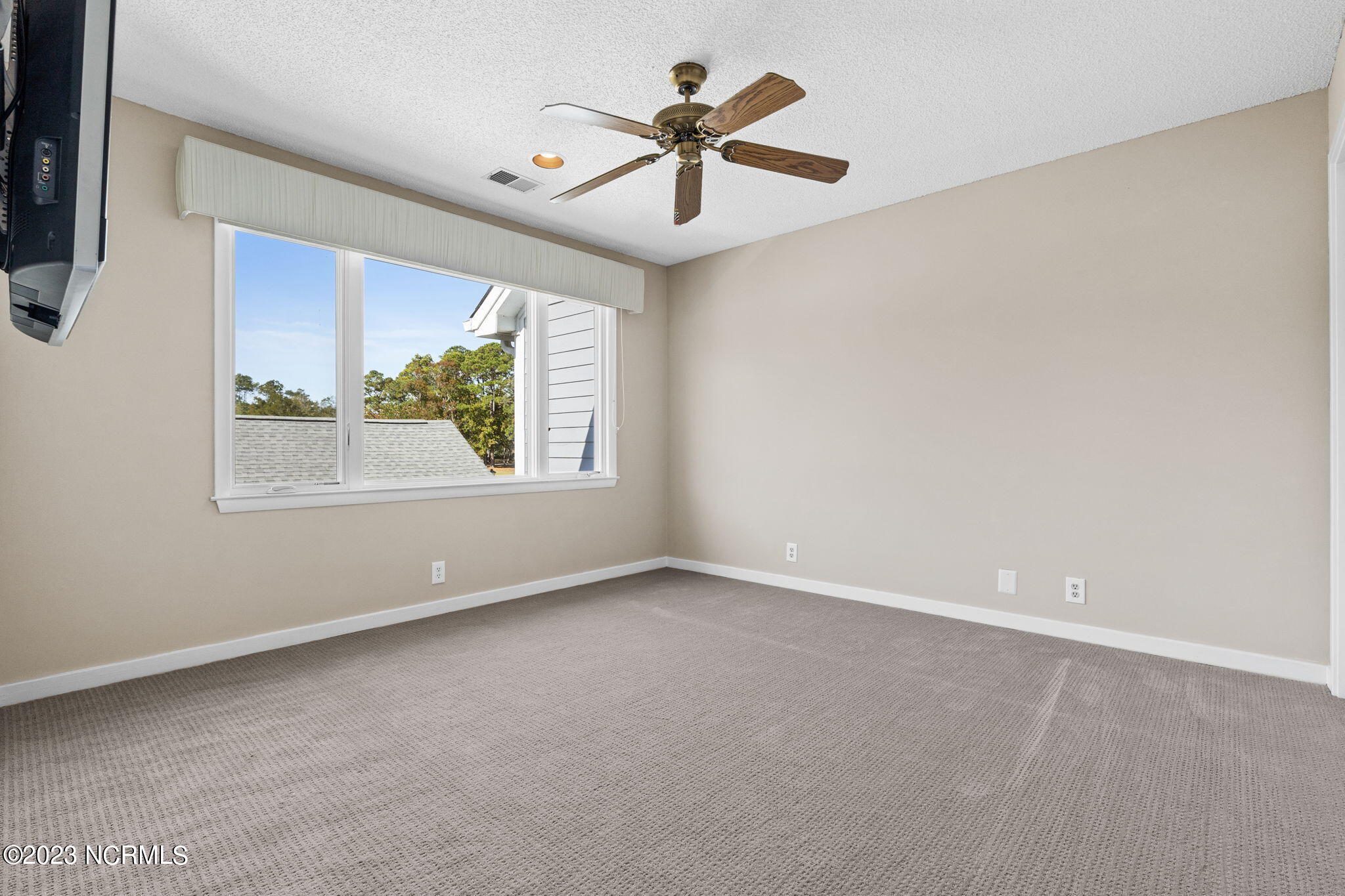 1710 Deerfield Drive SW, 4