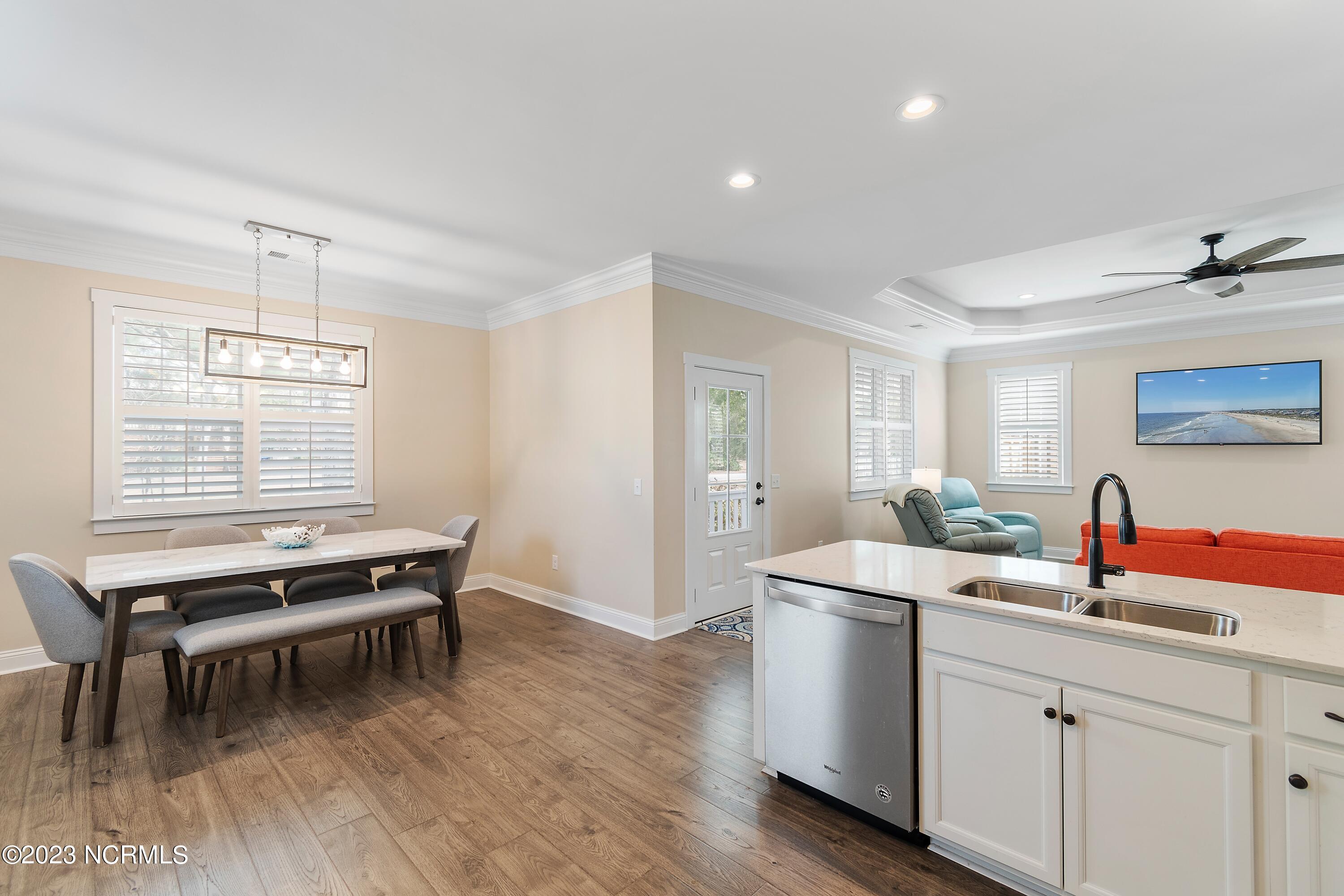 707 W Oak Island Drive