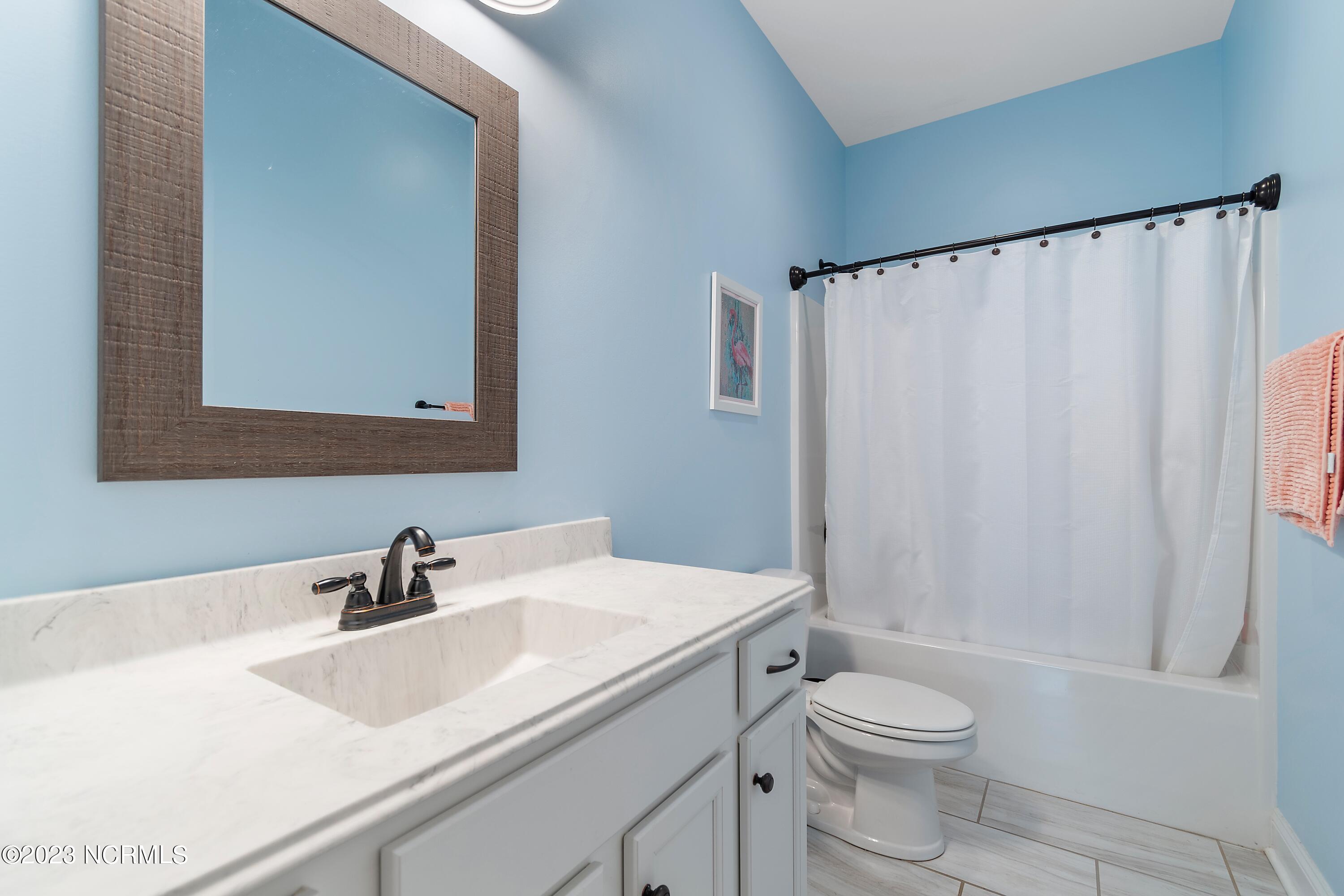 707 W Oak Island Drive