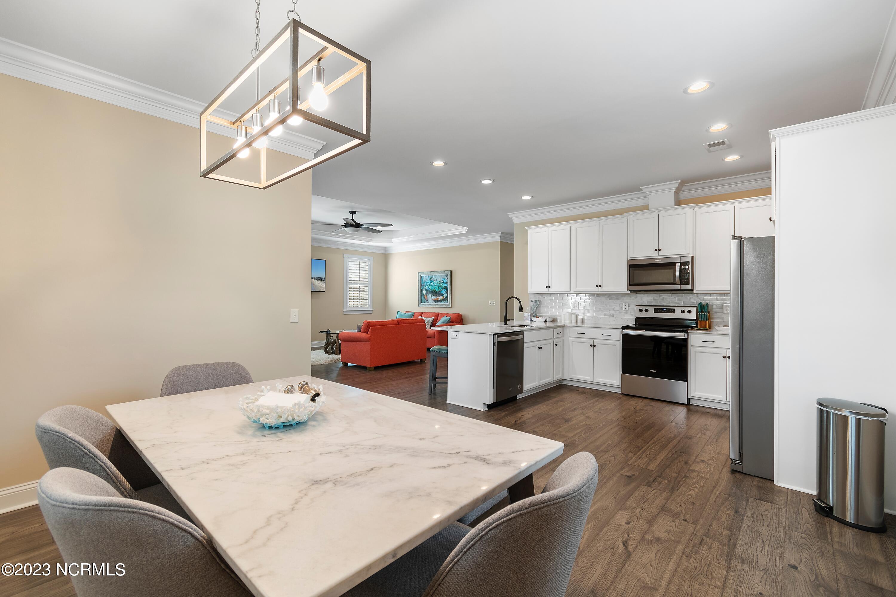 707 W Oak Island Drive