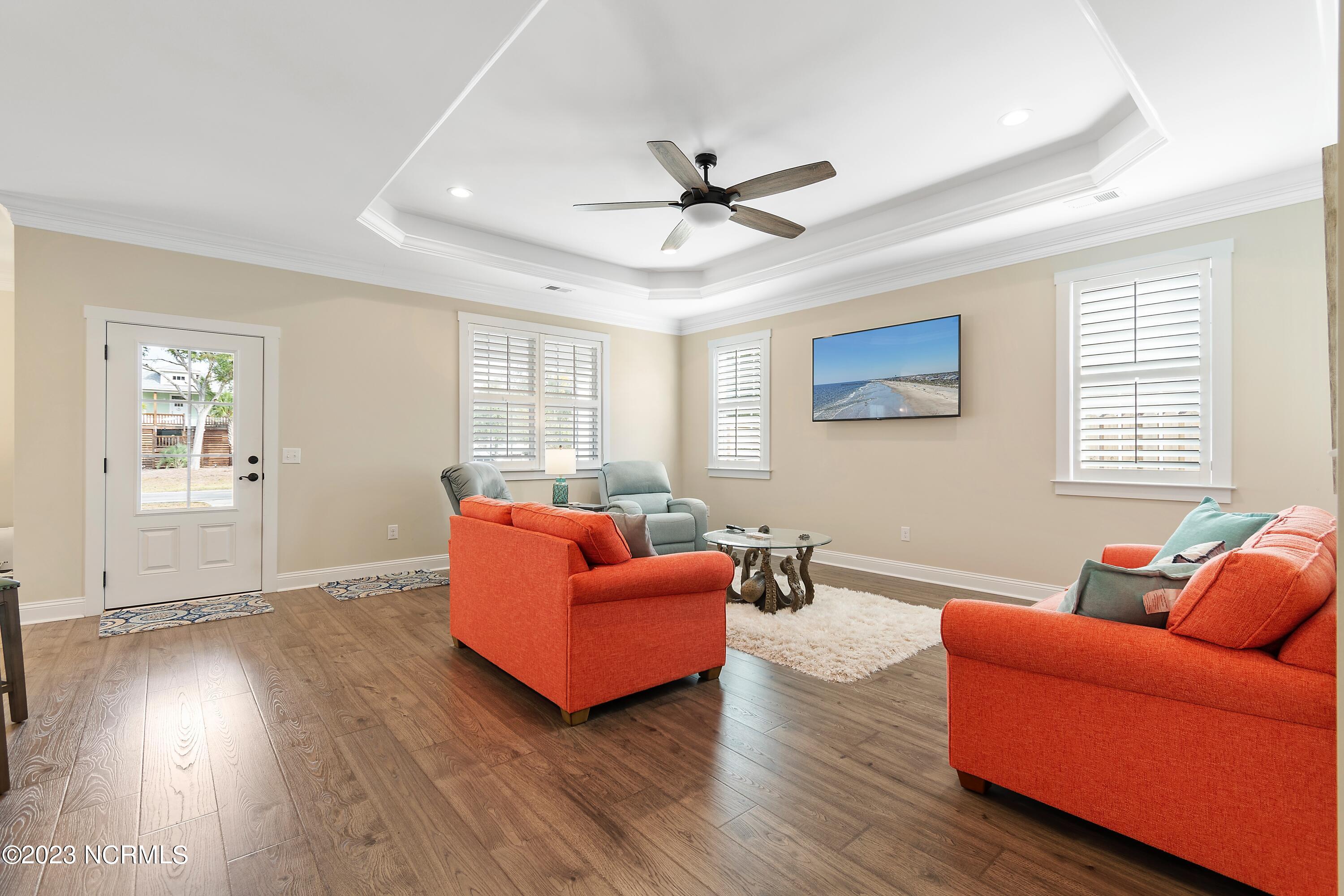 707 W Oak Island Drive