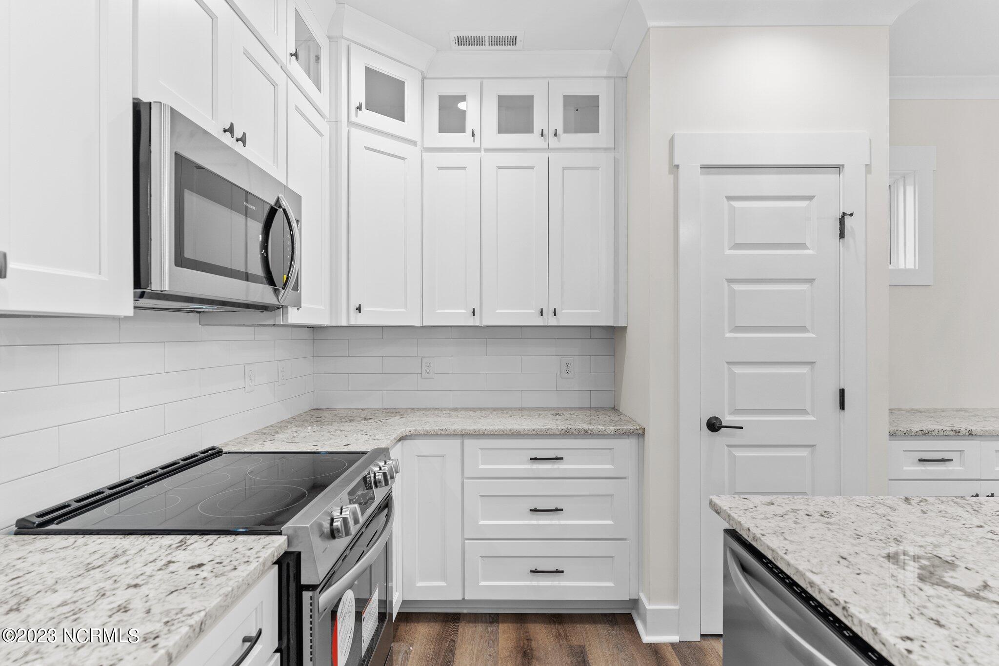 3012 River Hills Drive SW