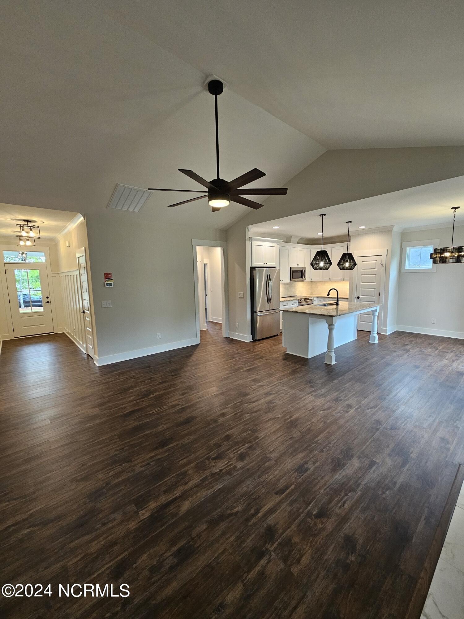 3012 River Hills Drive SW