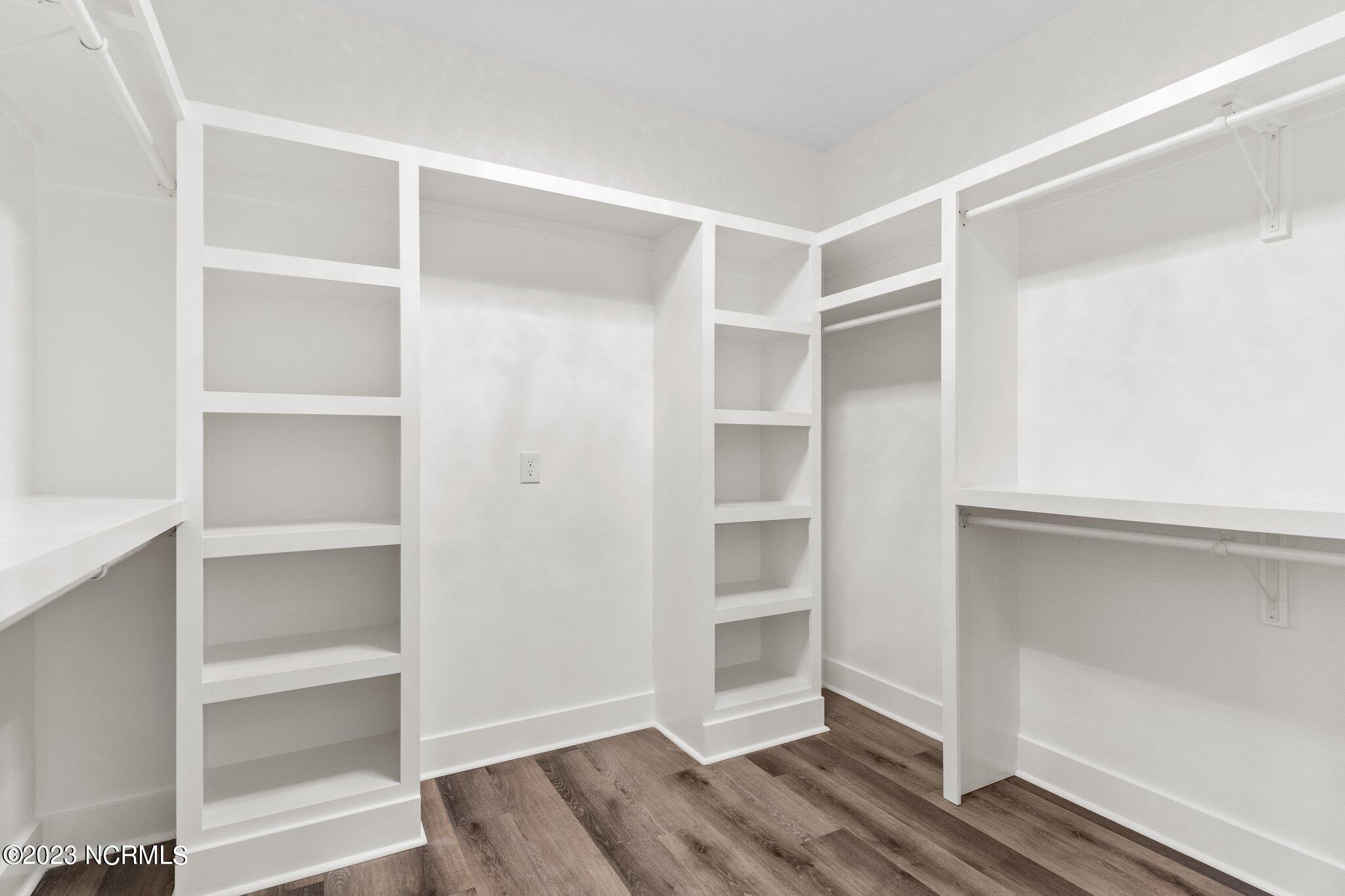 3012 River Hills Drive SW