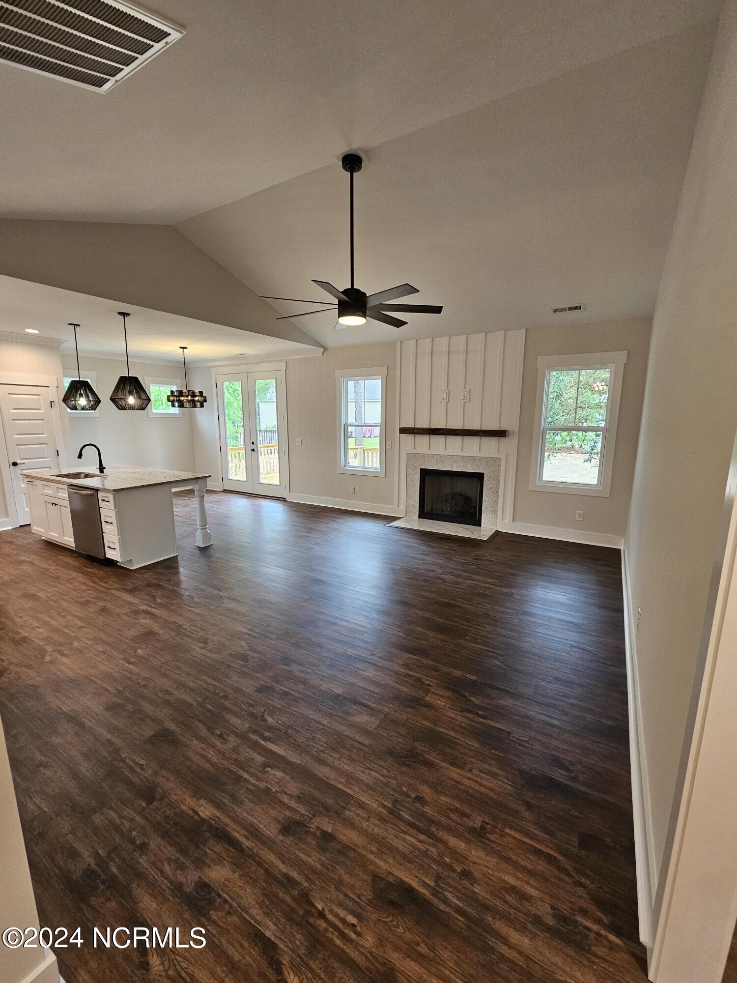 3012 River Hills Drive SW