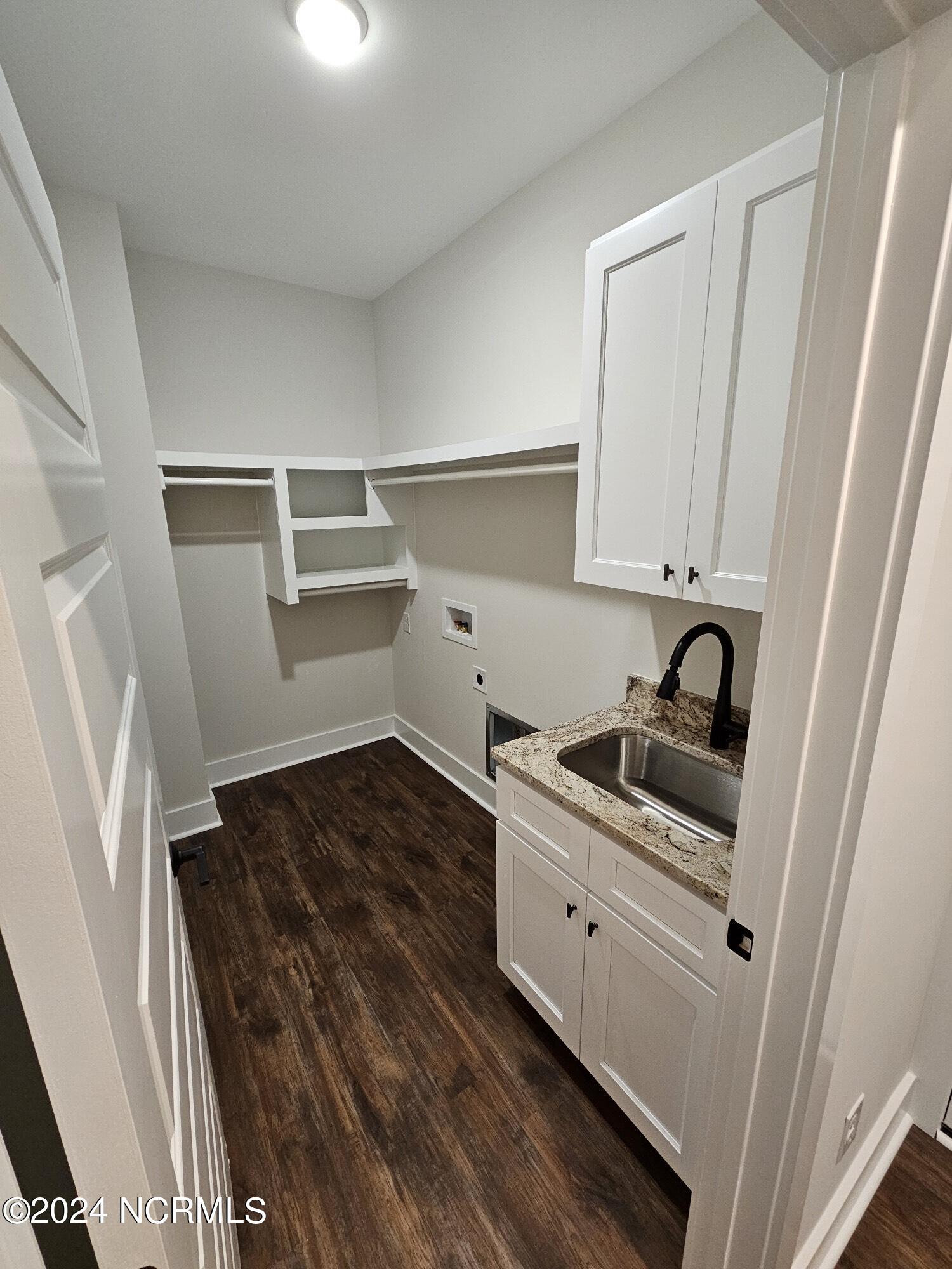 3012 River Hills Drive SW