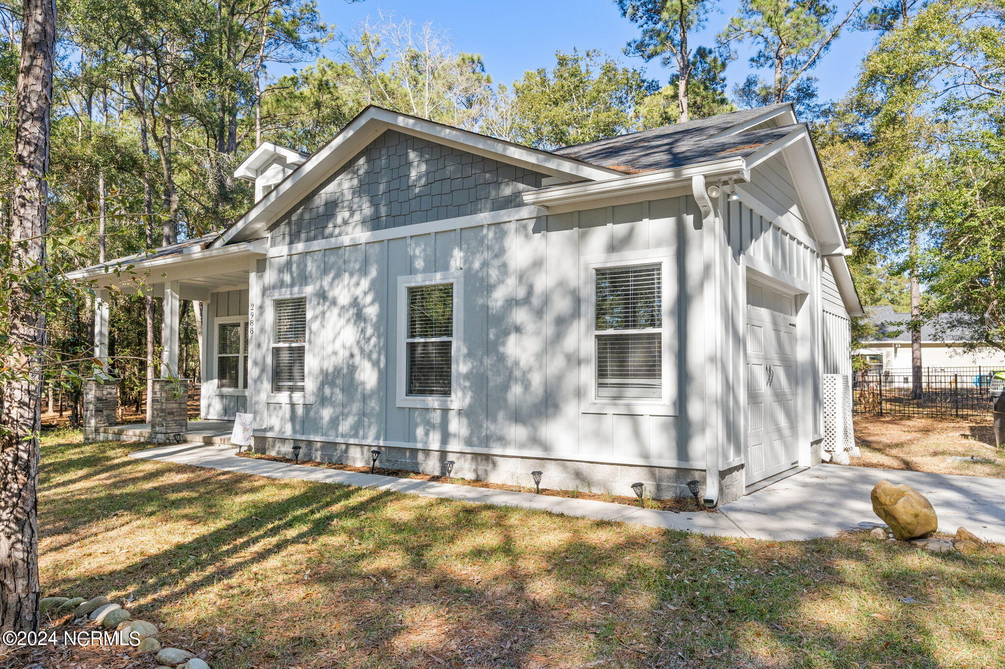 2988 Island Drive SE