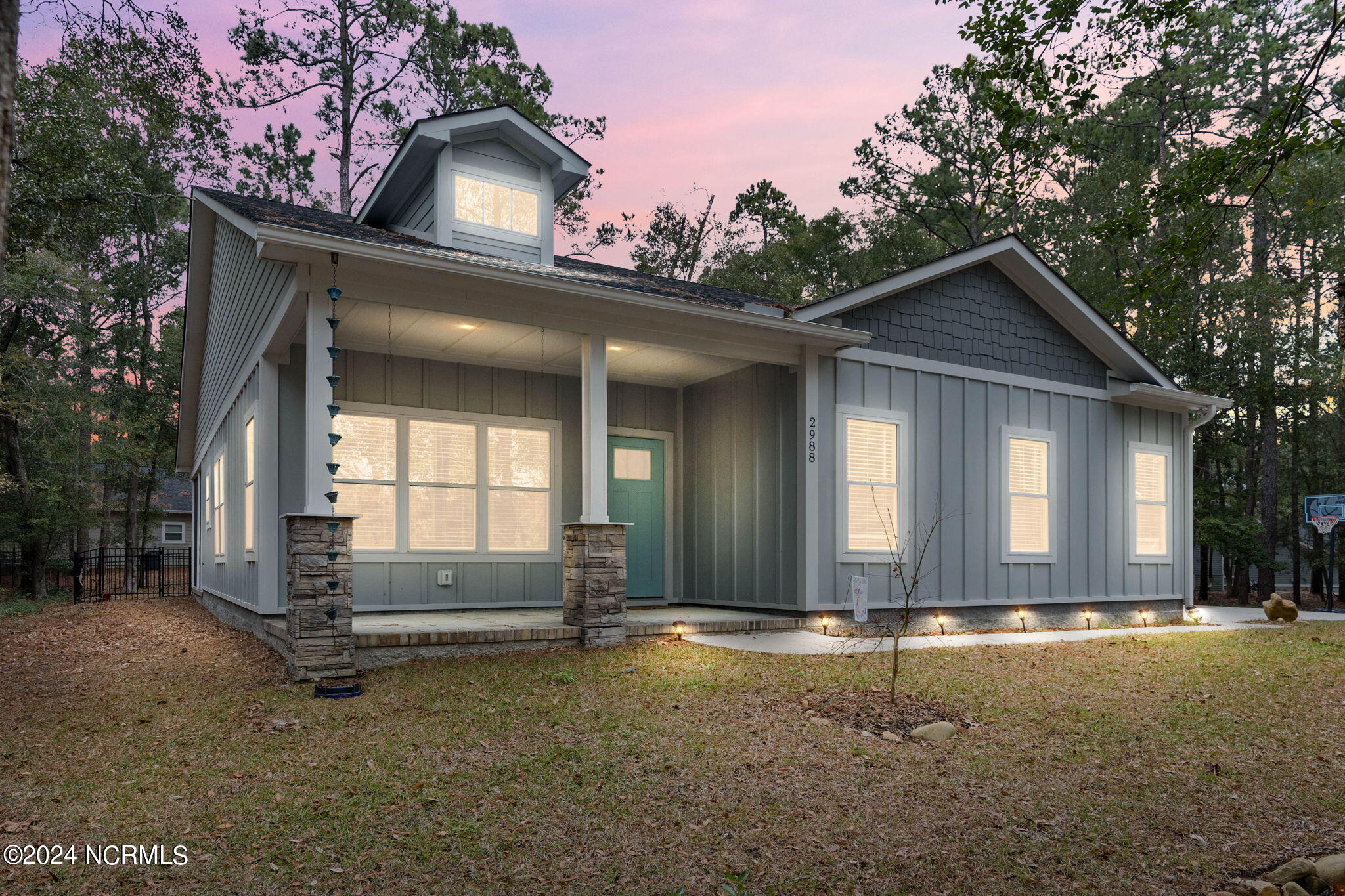 2988 Island Drive SE