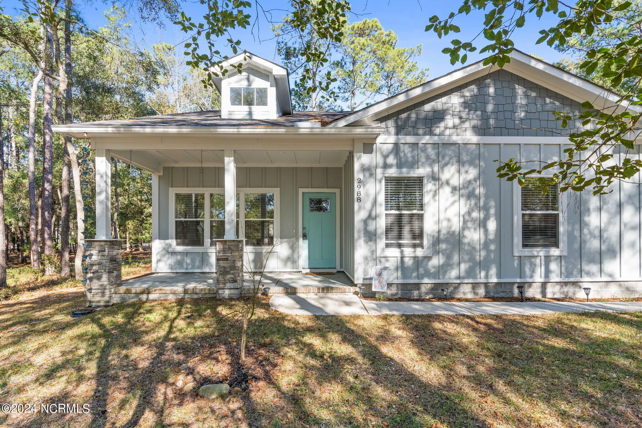 2988 Island Drive SE