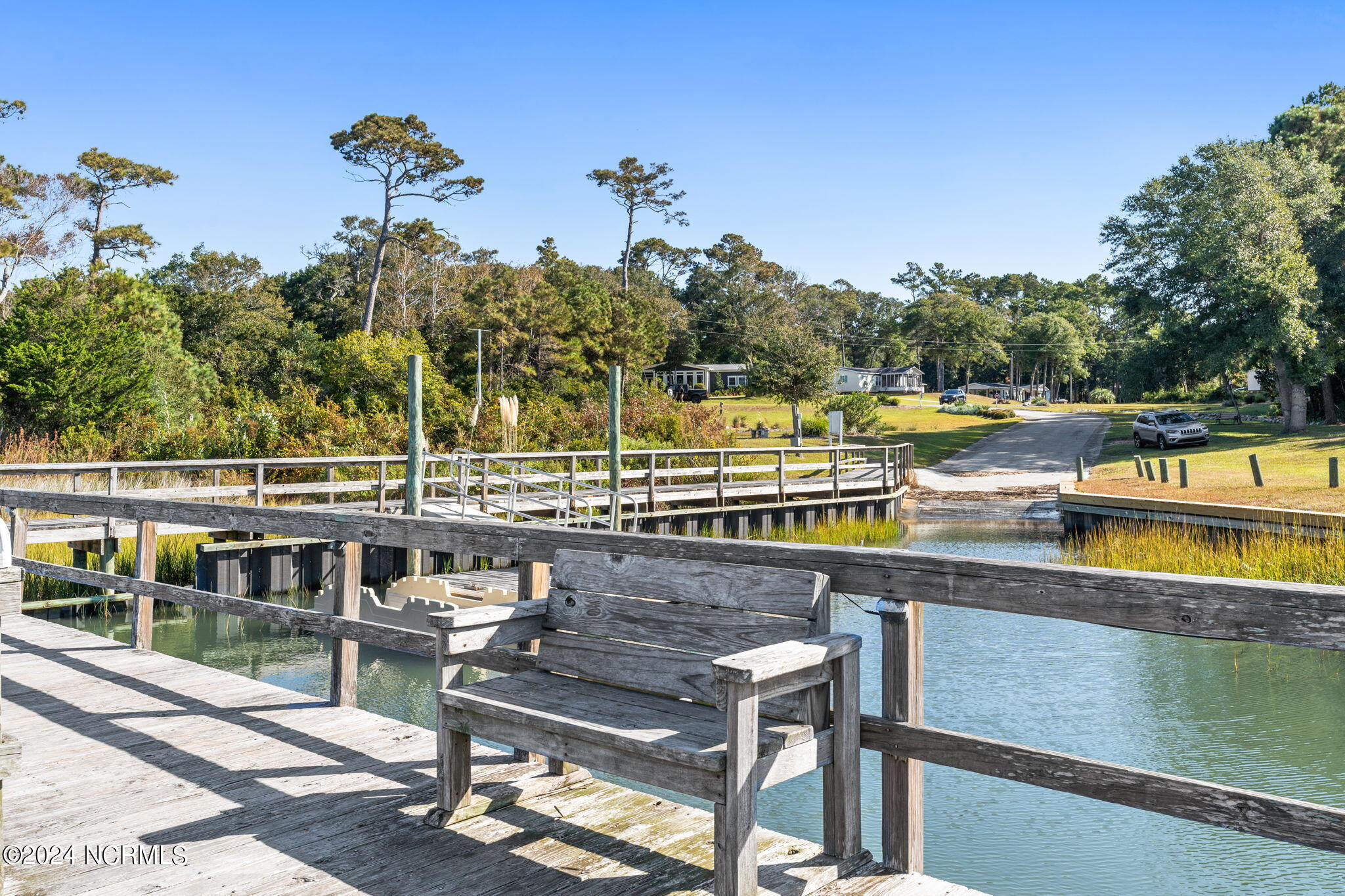 2988 Island Drive SE