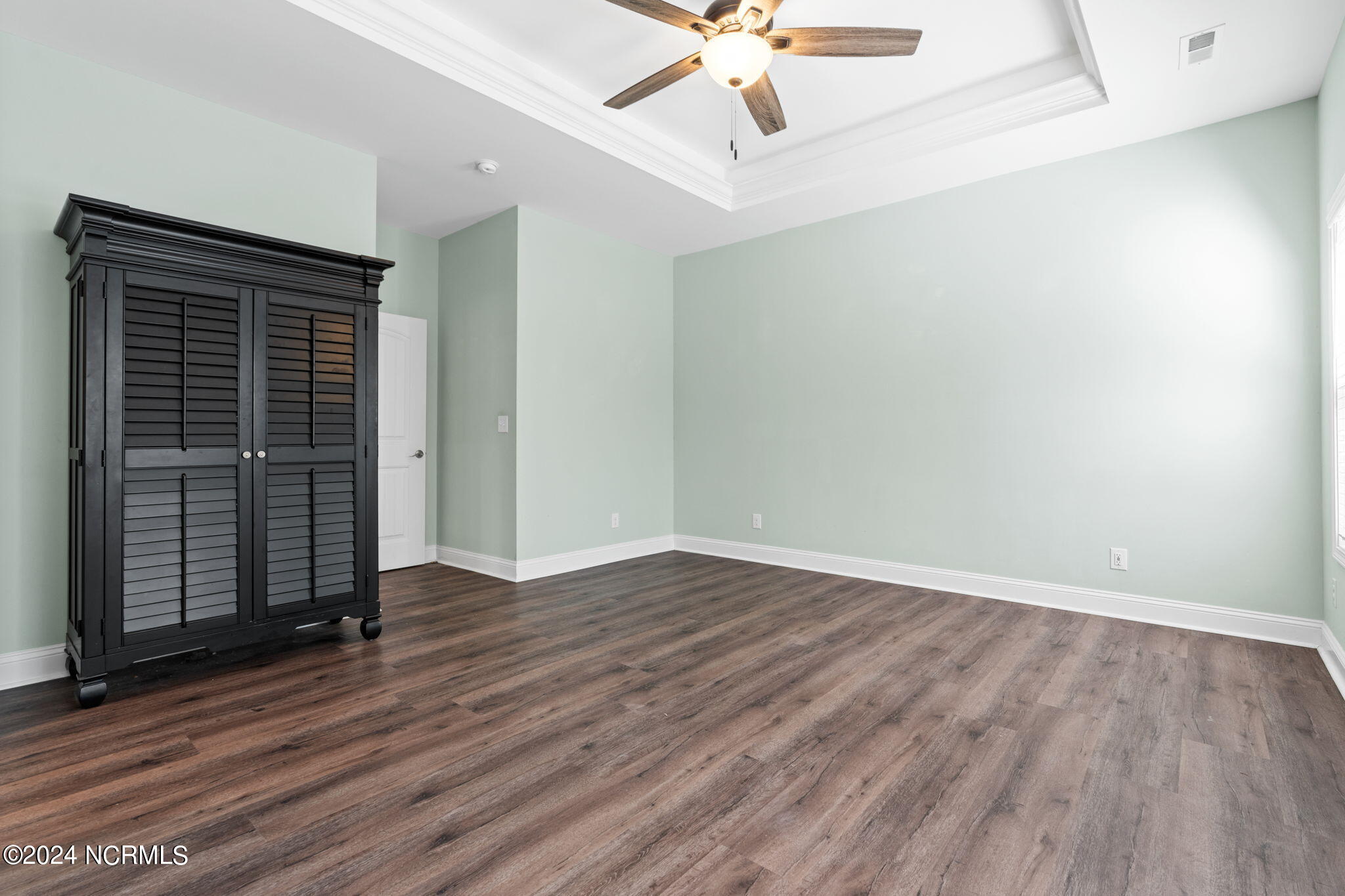 2988 Island Drive SE