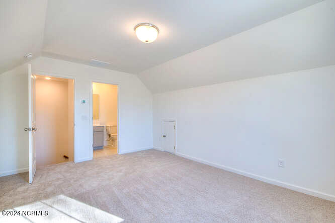 2504 Kenton Court SE, 38